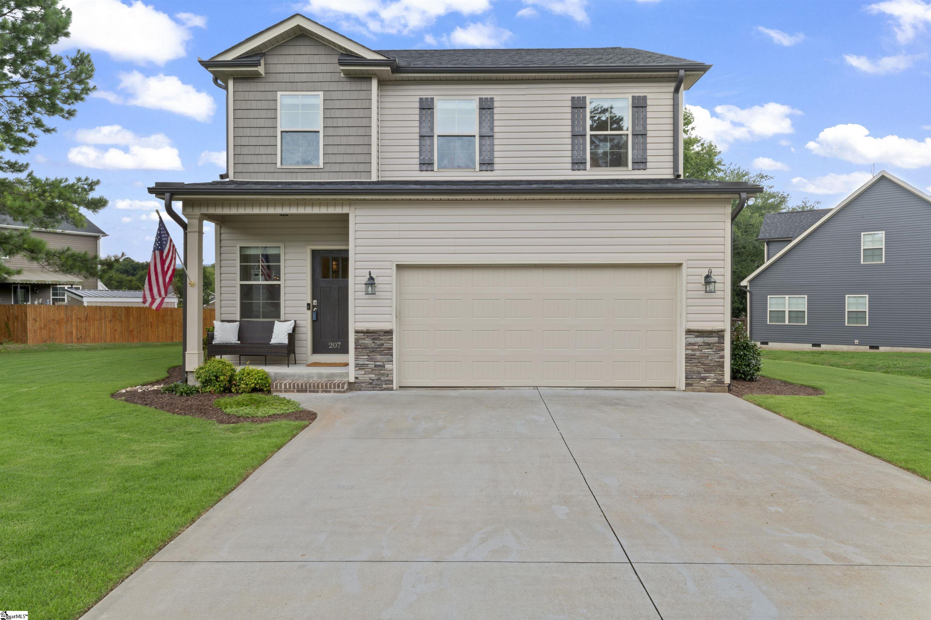 Anderson, South Carolina 29625, United States, 3 Bedrooms Bedrooms, ,3 BathroomsBathrooms,Residential,Active,188295