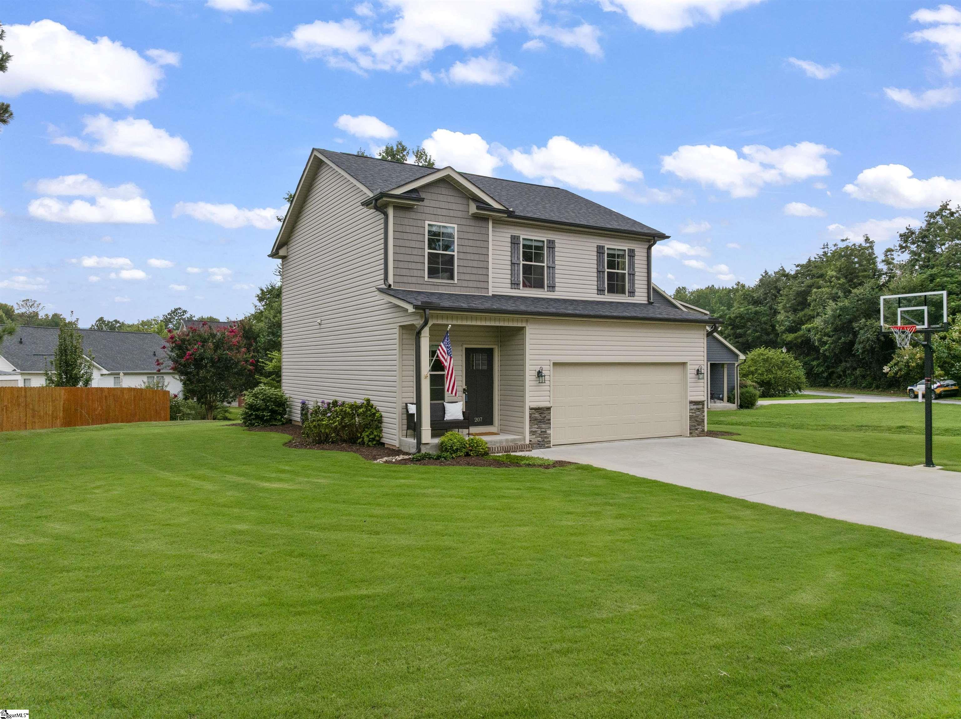 Anderson, South Carolina 29625, United States, 3 Bedrooms Bedrooms, ,3 BathroomsBathrooms,Residential,Active,188295