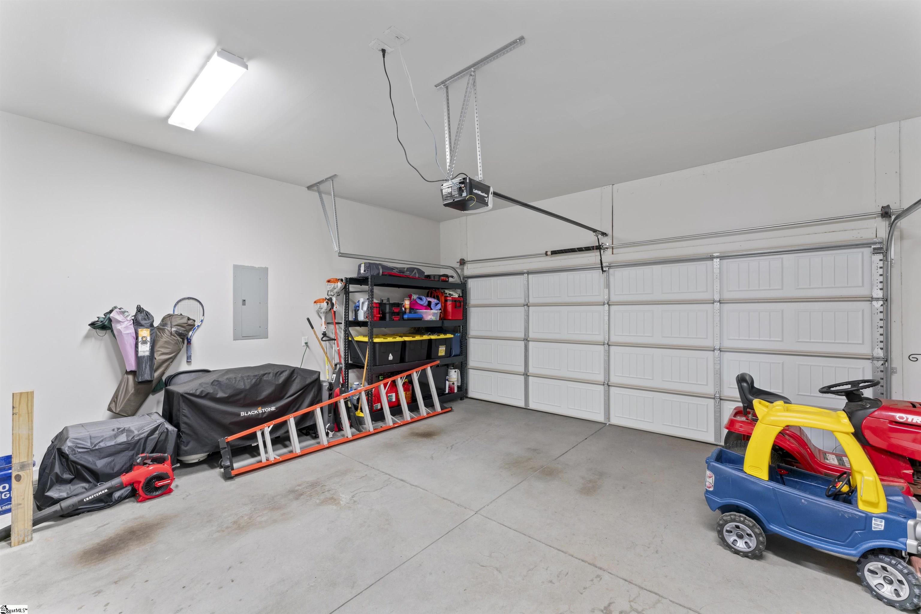 Anderson, South Carolina 29625, United States, 3 Bedrooms Bedrooms, ,3 BathroomsBathrooms,Residential,Active,188295