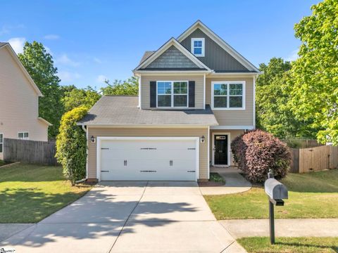 Photo of 212 Rivers Edge Circle, Simpsonville, SC 29680 (MLS # 1589430)