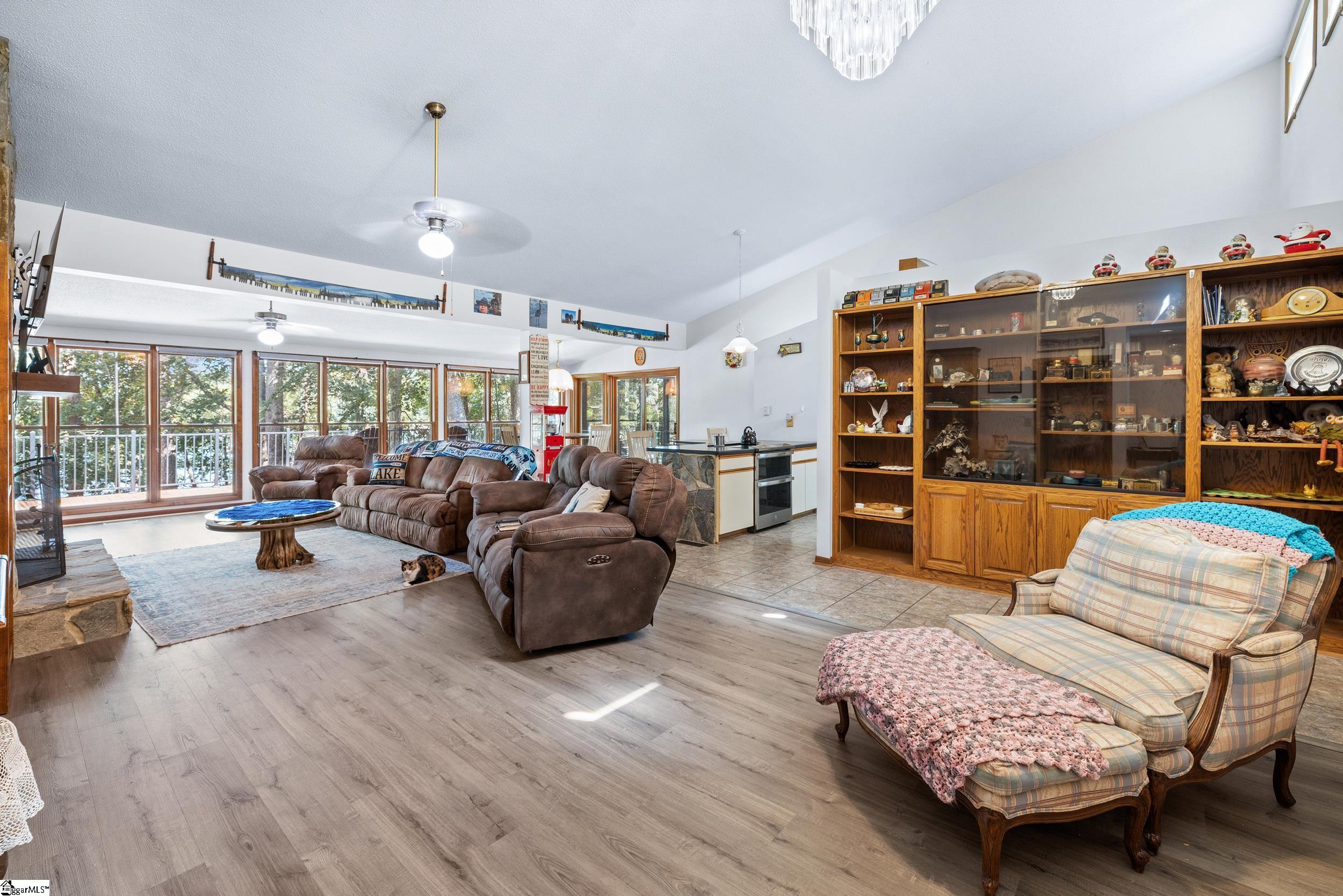 108 Tulip Lane