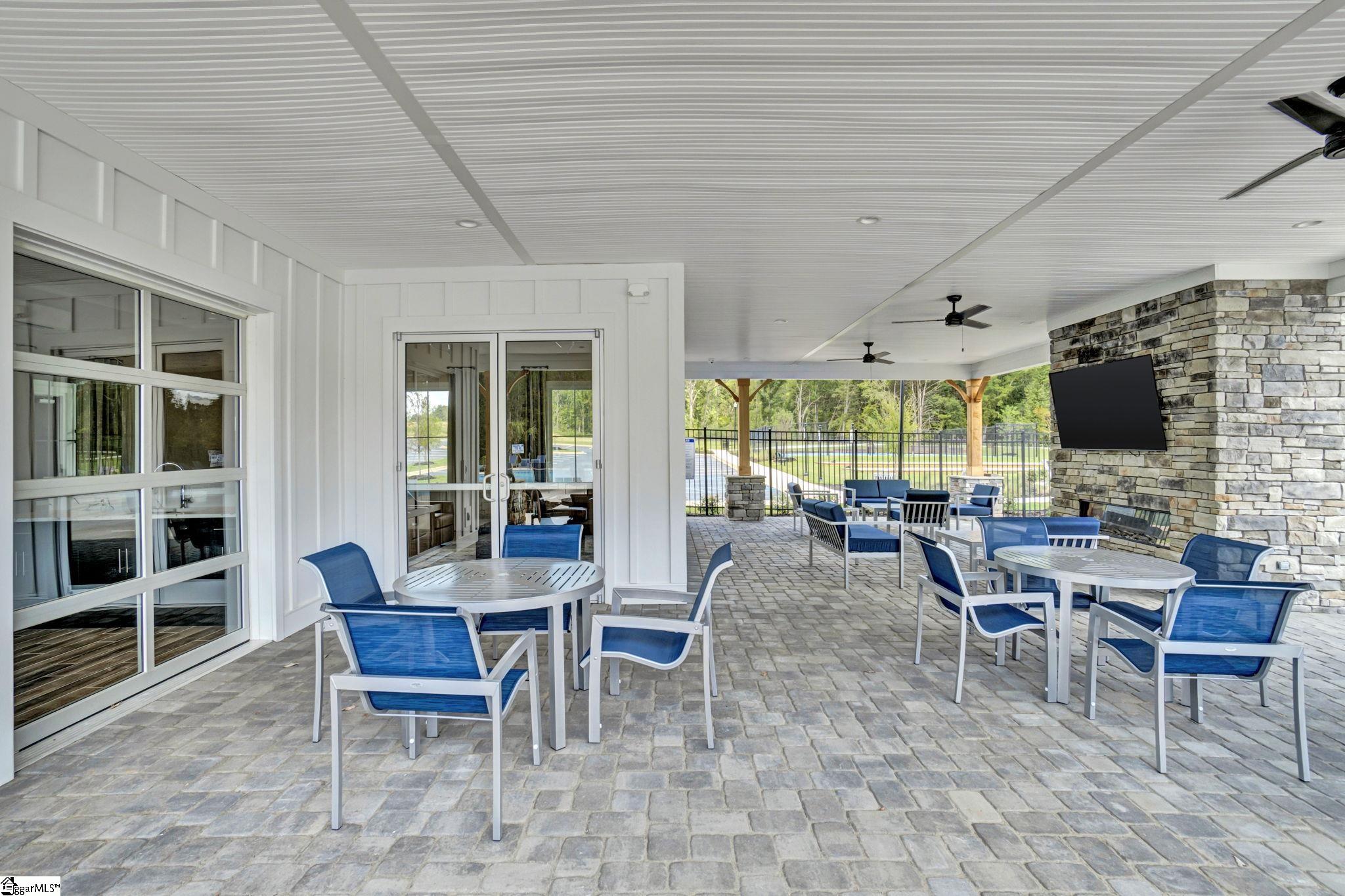 Gray Court, South Carolina 29645, United States, 4 Bedrooms Bedrooms, ,3 BathroomsBathrooms,Residential,Active,208101