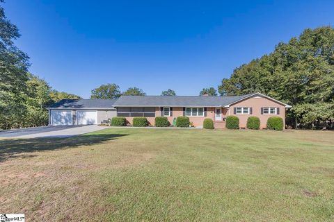 105 Hillandale Road Seneca SC 29672