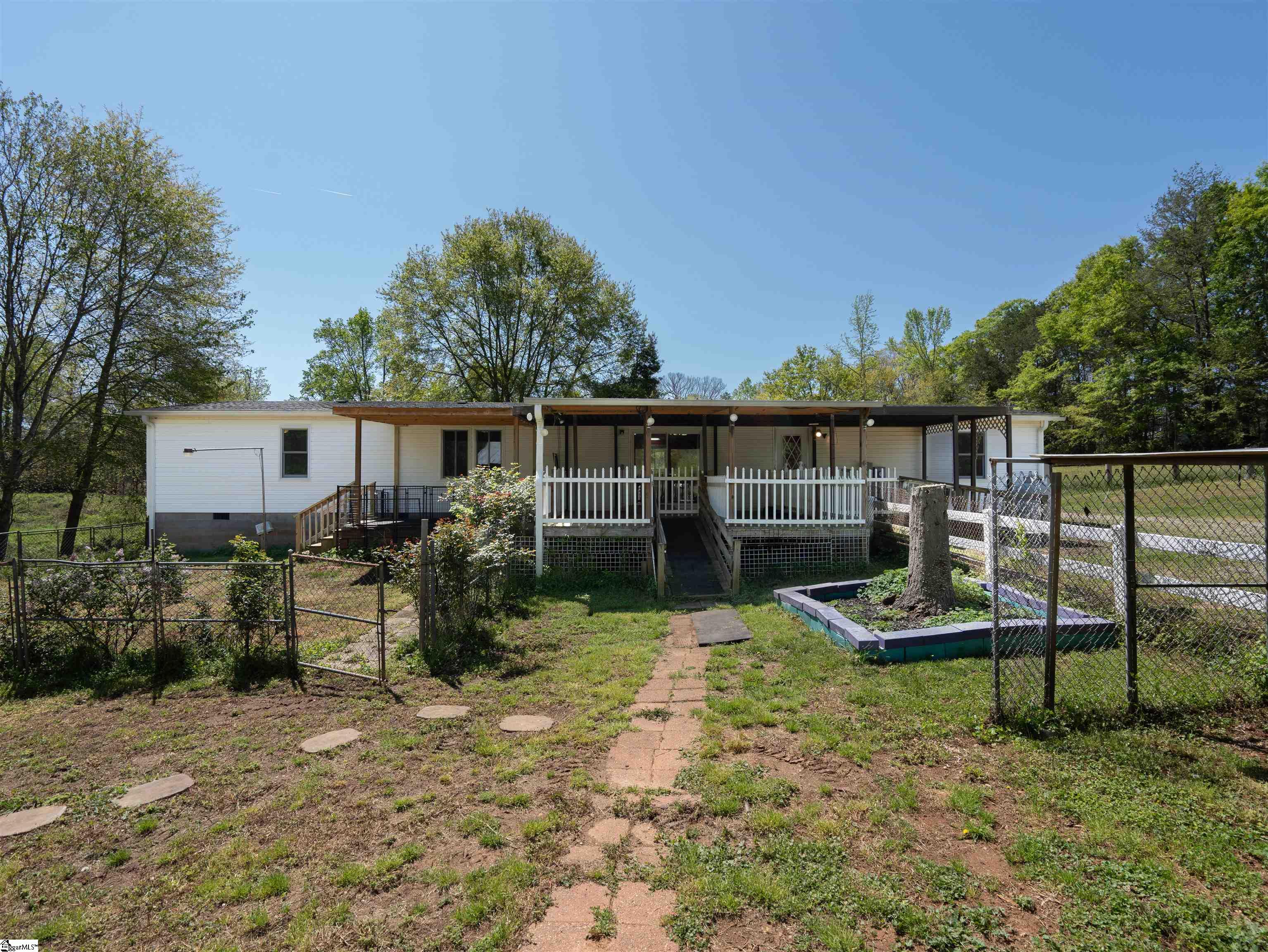 Chesnee, South Carolina 29323, United States, 4 Bedrooms Bedrooms, ,2 BathroomsBathrooms,Residential,Active,109886