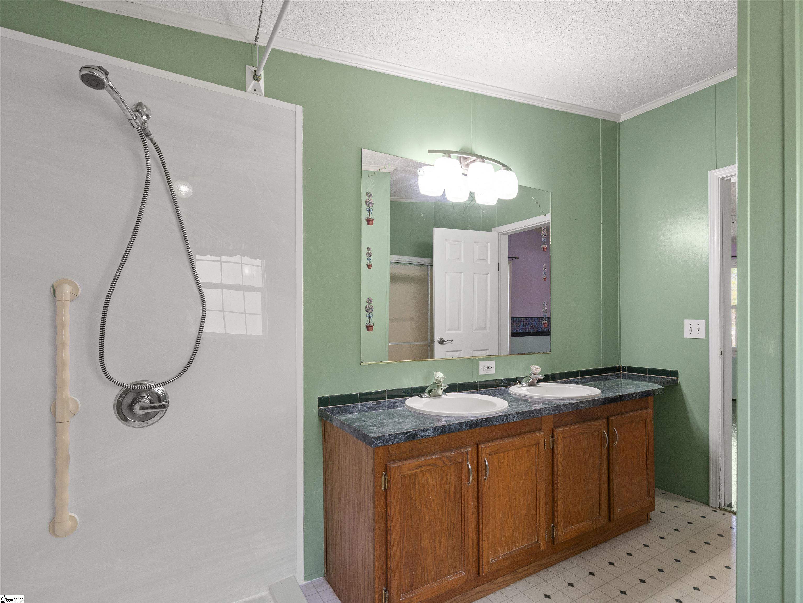 Chesnee, South Carolina 29323, United States, 4 Bedrooms Bedrooms, ,2 BathroomsBathrooms,Residential,Active,109886