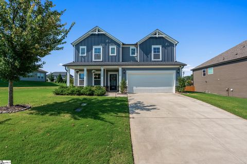 Photo of 2501 Apsley Court, Greer, SC 29650 (MLS # 1571358)