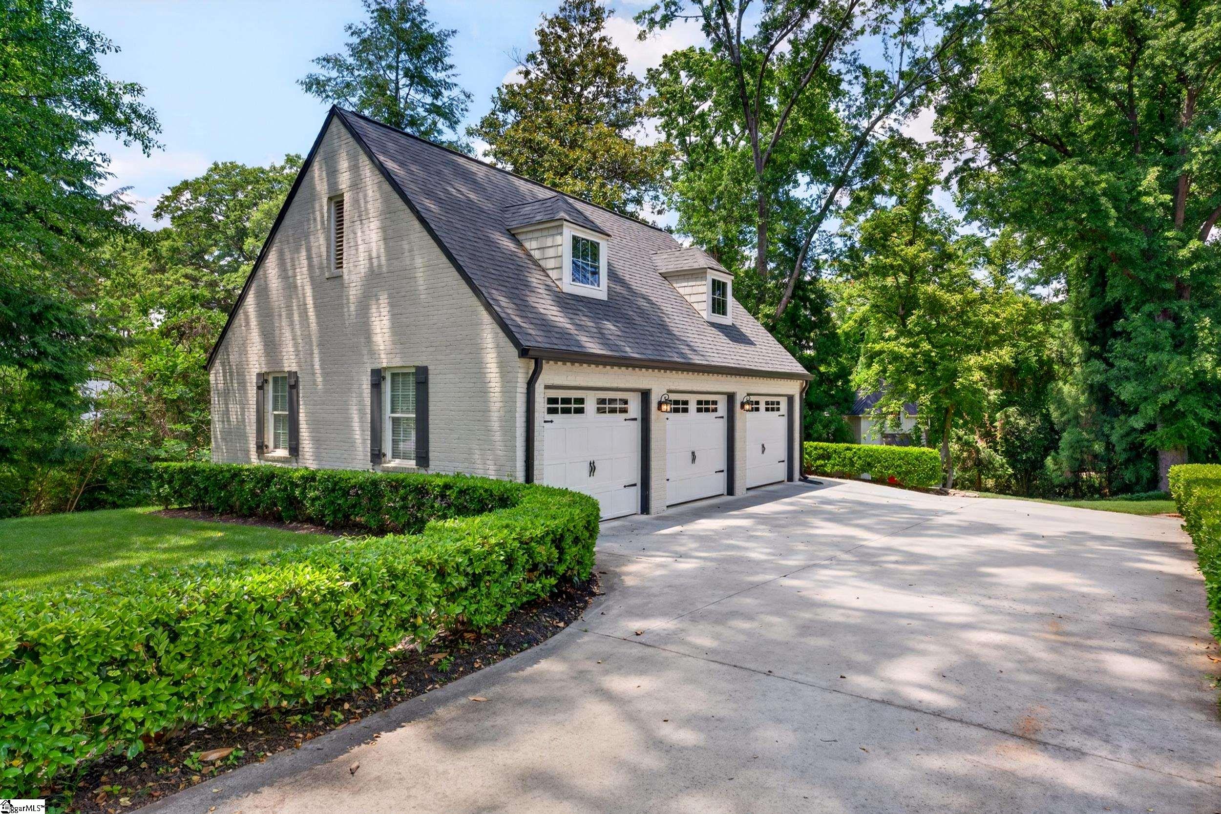 121 Tindal Avenue