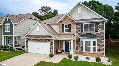 Photo of 424 Hilburn Way, Simpsonville, SC 29680 (MLS # 1578195)