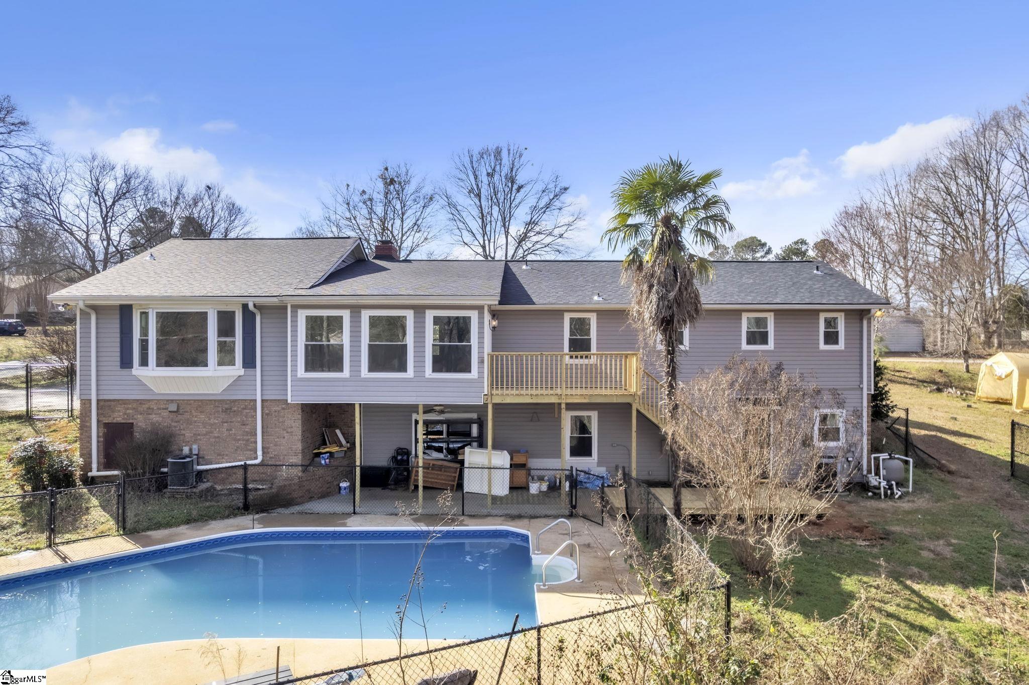 402 Shady Point