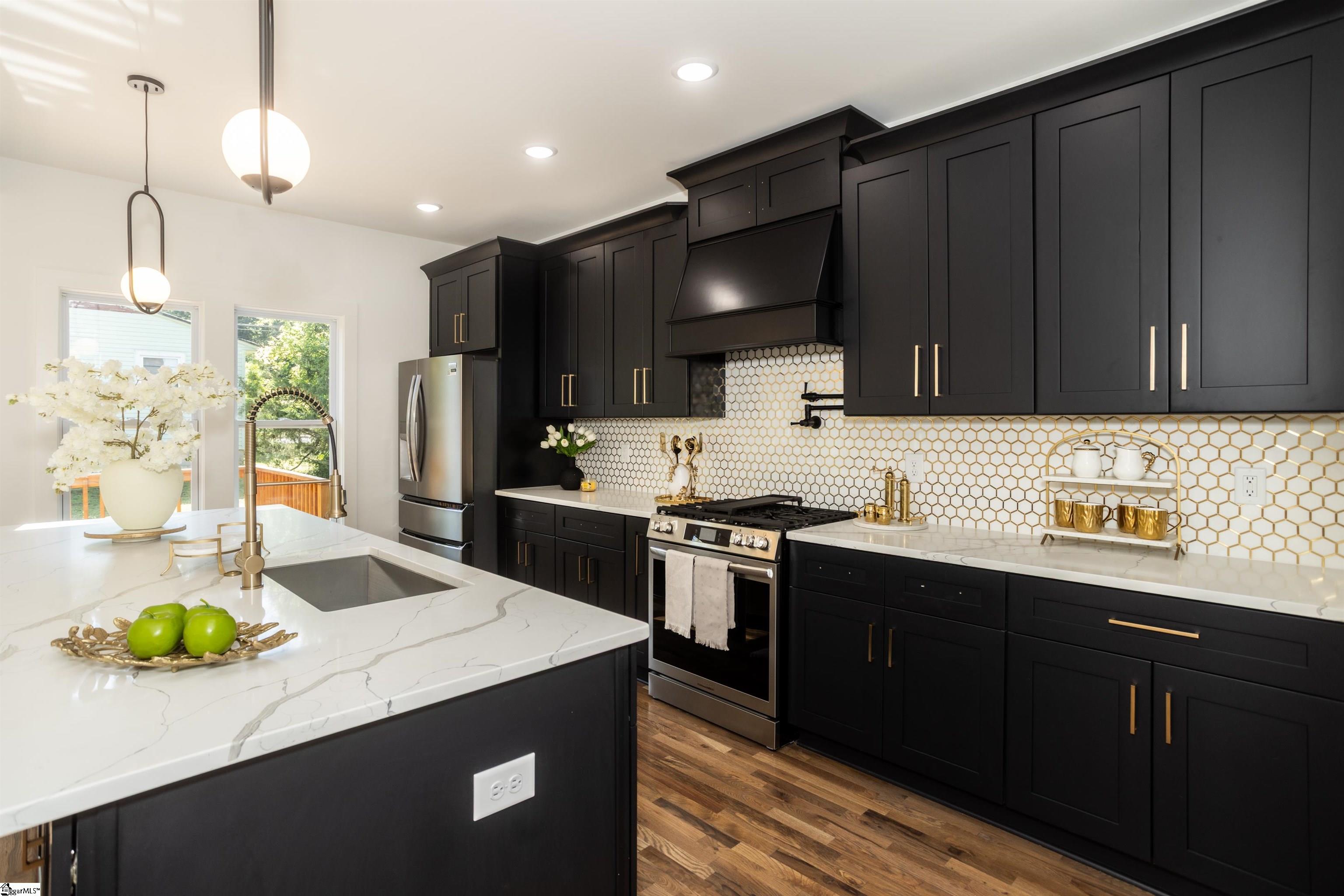 Greenville, South Carolina 29601, United States, 4 Bedrooms Bedrooms, ,4 BathroomsBathrooms,Residential,Active,181565