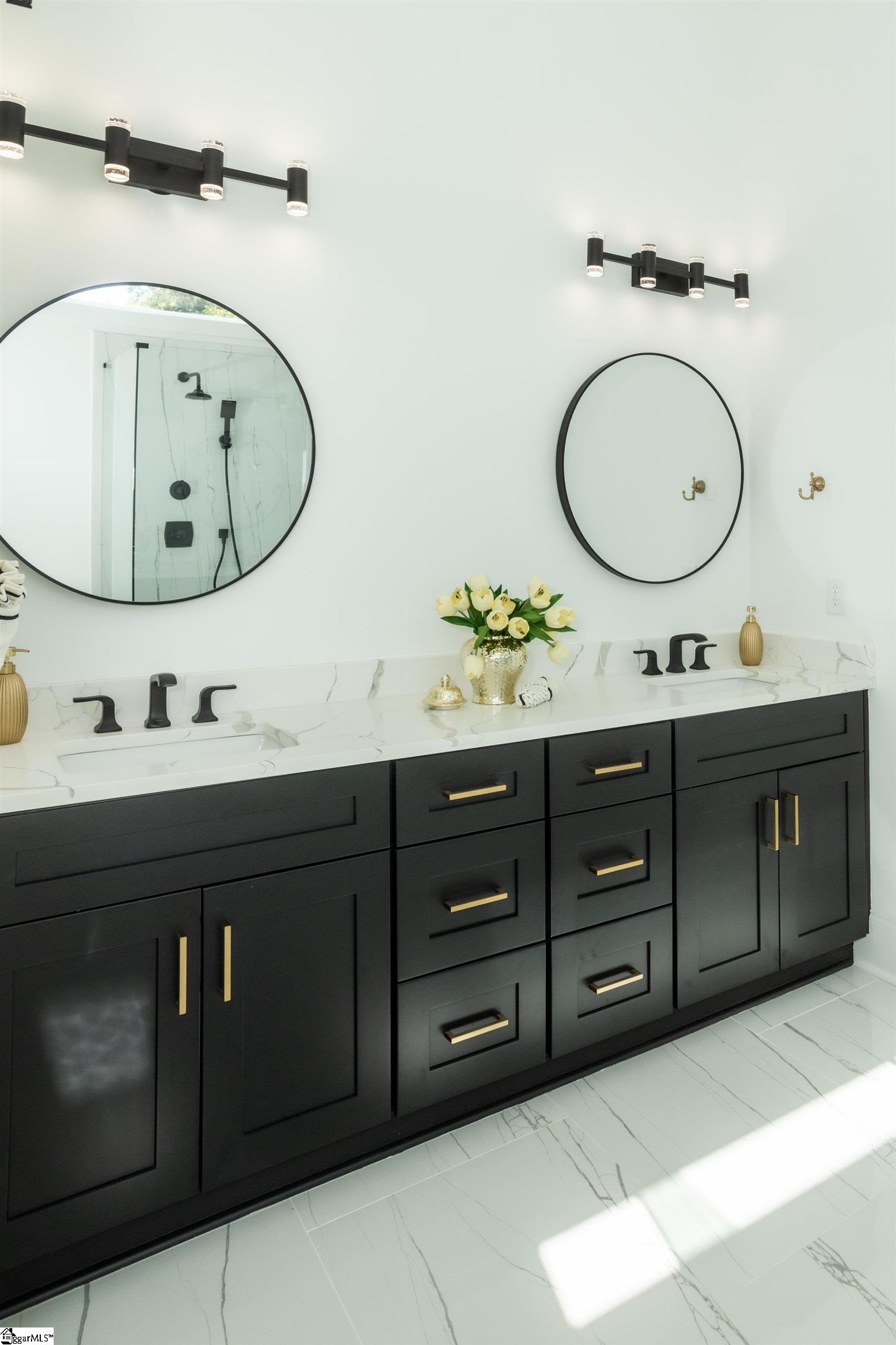 Greenville, South Carolina 29601, United States, 4 Bedrooms Bedrooms, ,4 BathroomsBathrooms,Residential,Active,181565