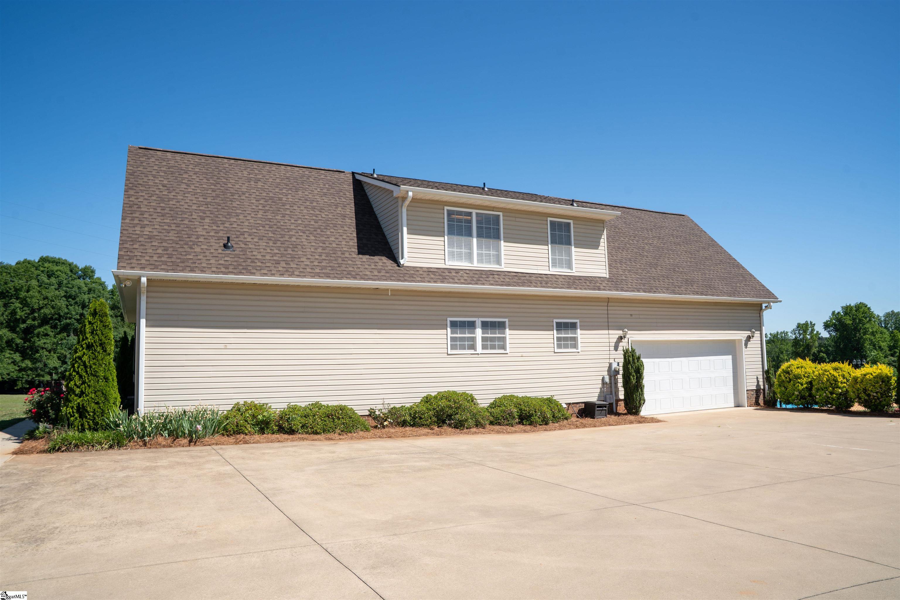 450 Meadow Road