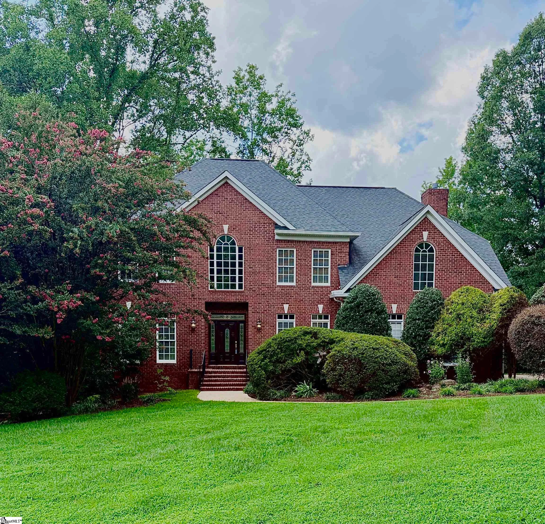 401 Rivercrest Drive
