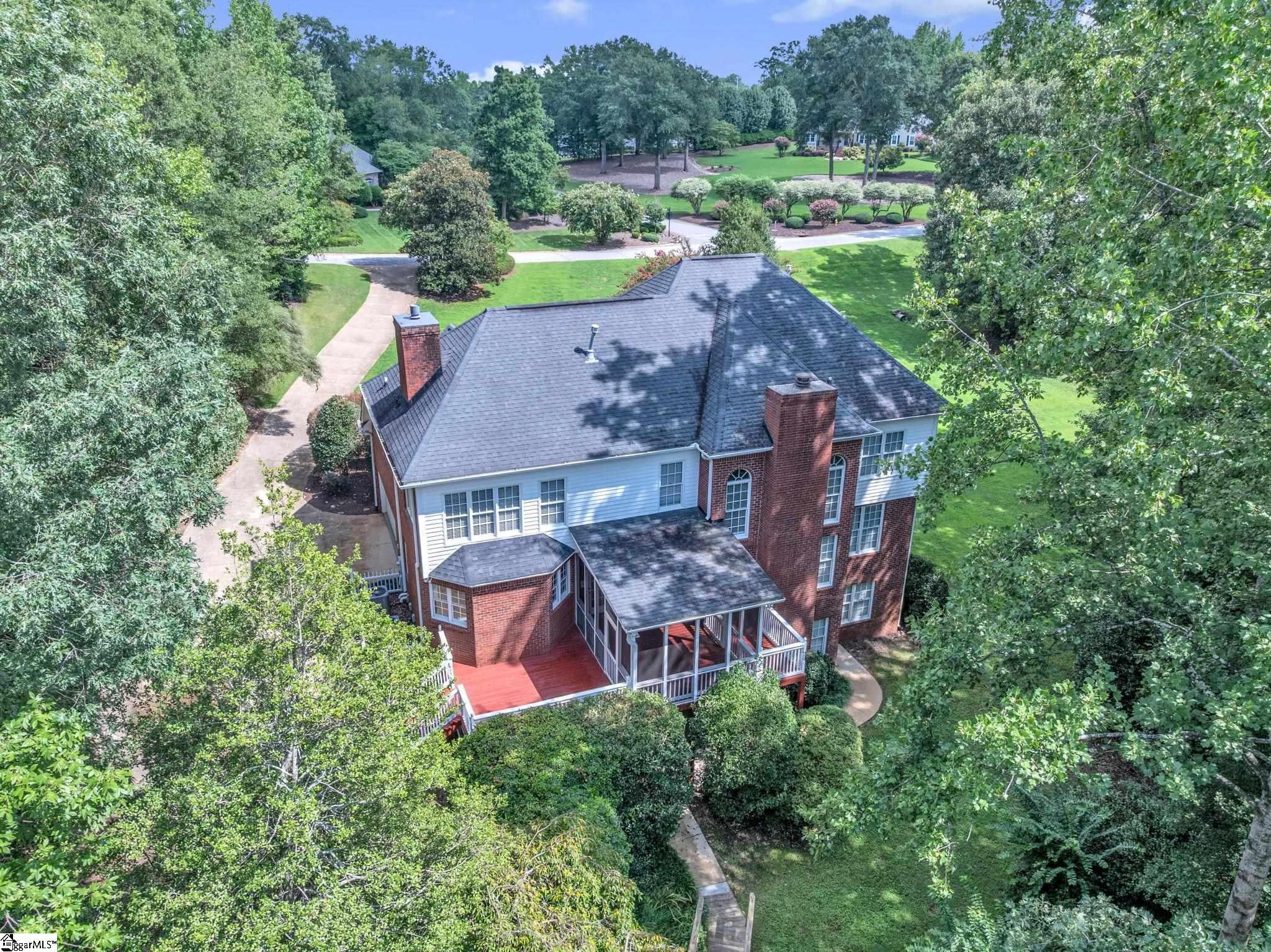 401 Rivercrest Drive