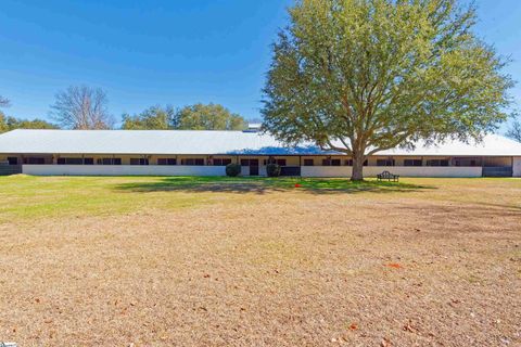 1240,1241,1242 SE Audubon Drive Aiken SC 29803