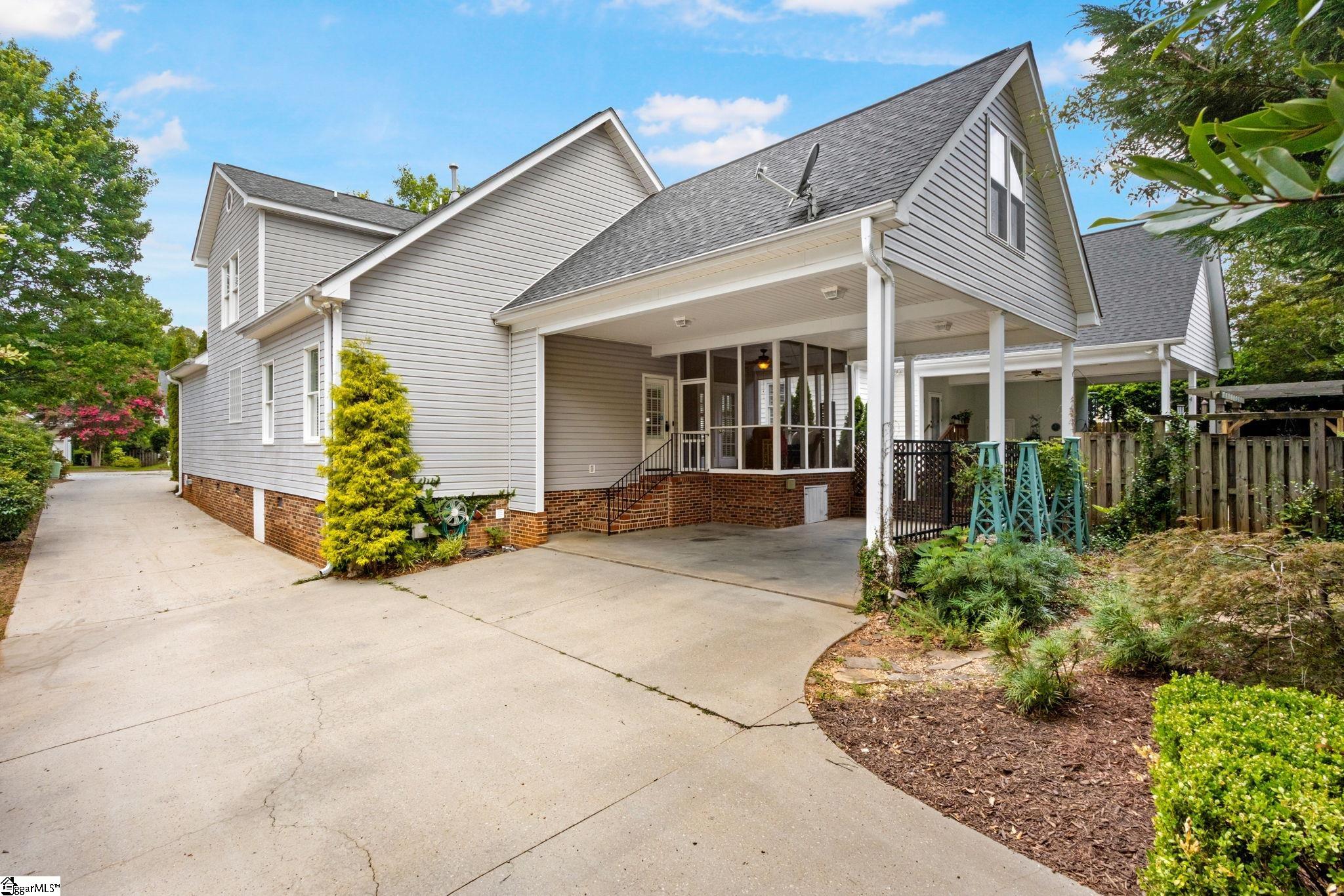 15 Crabapple Court