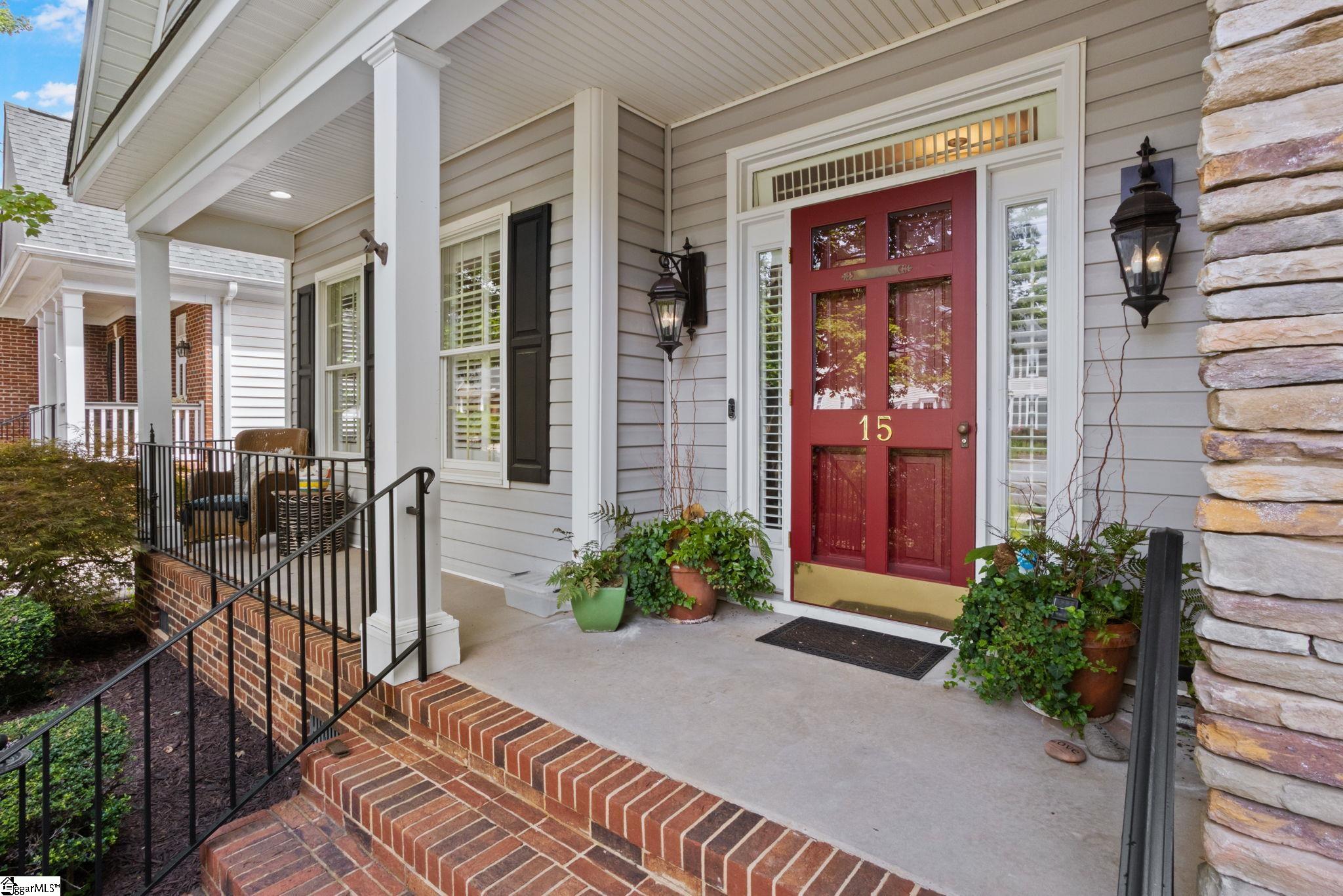 15 Crabapple Court