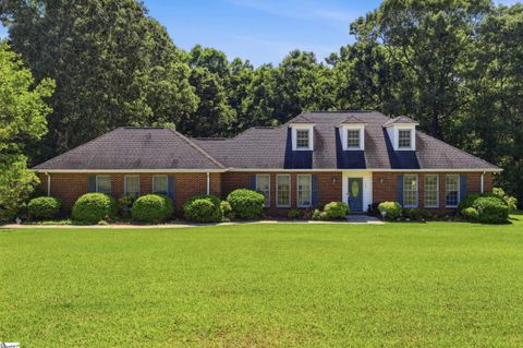 109 Wren Crossing Lane Easley SC 29642