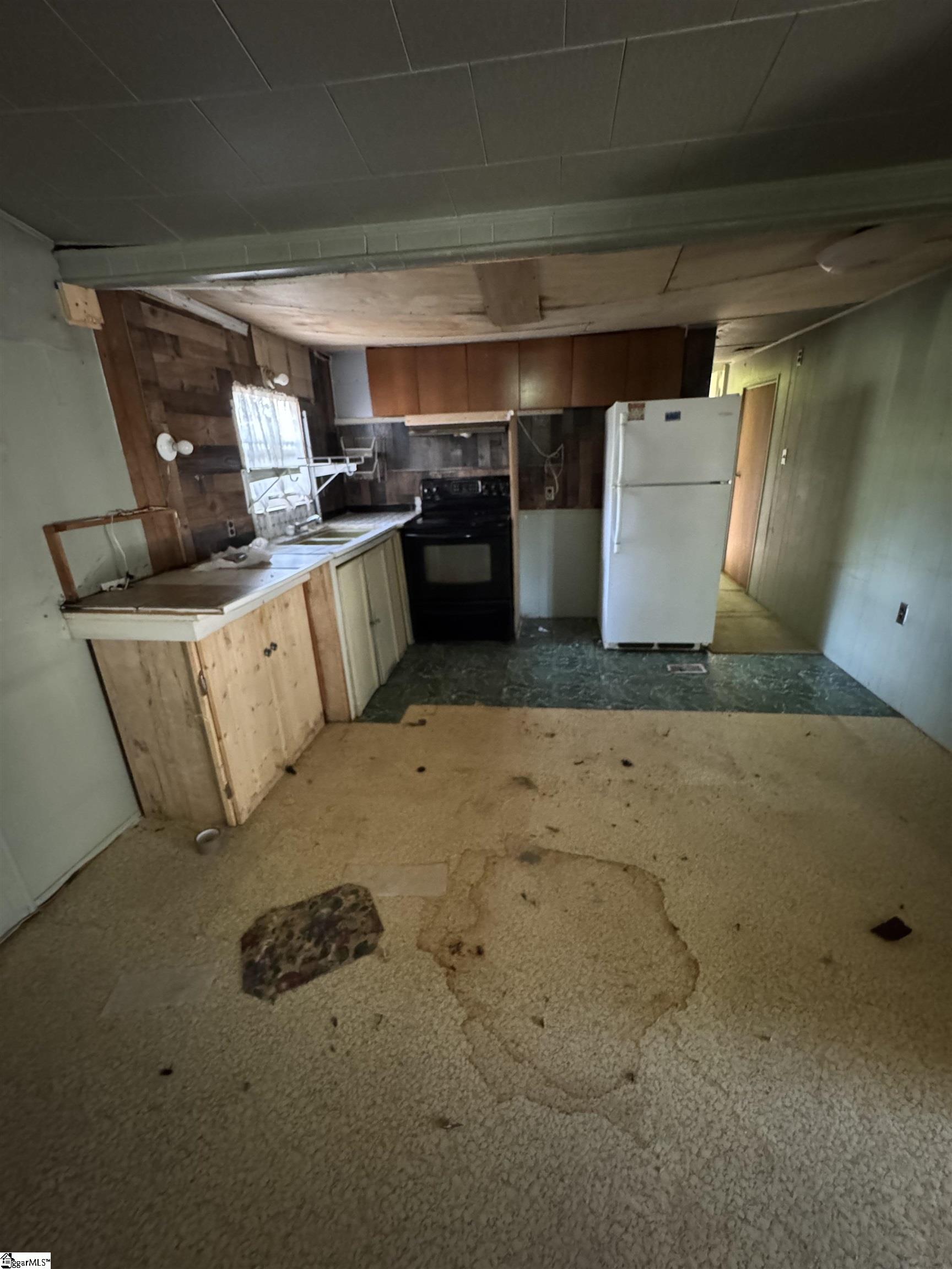 Greenville, South Carolina 29605, United States, ,Land,Pending,200481