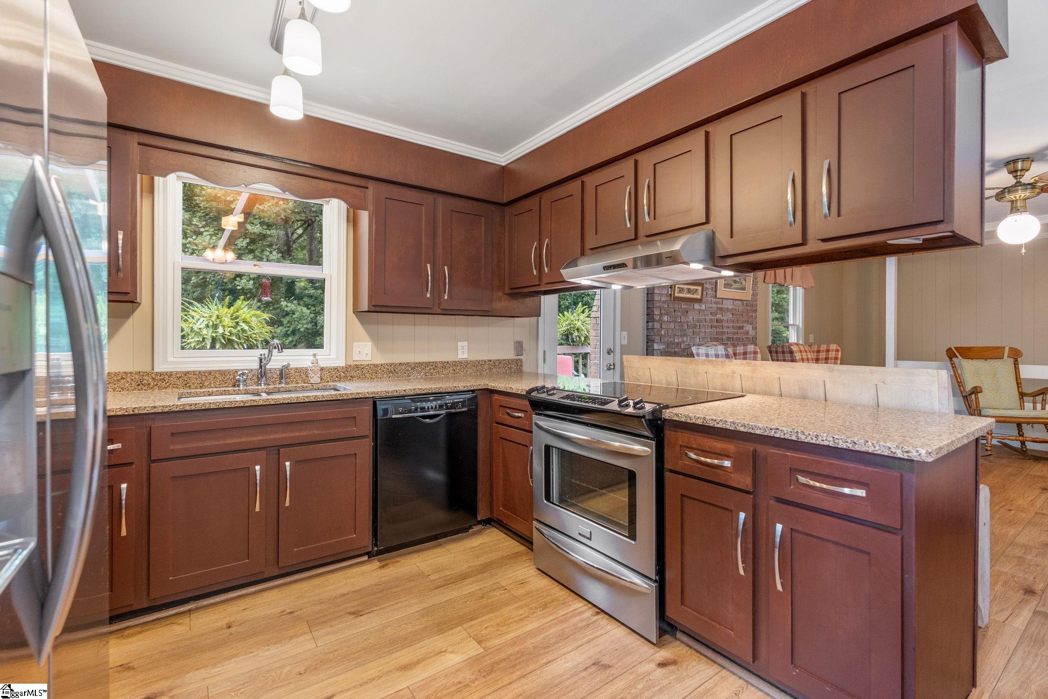 12 E Indian Trail