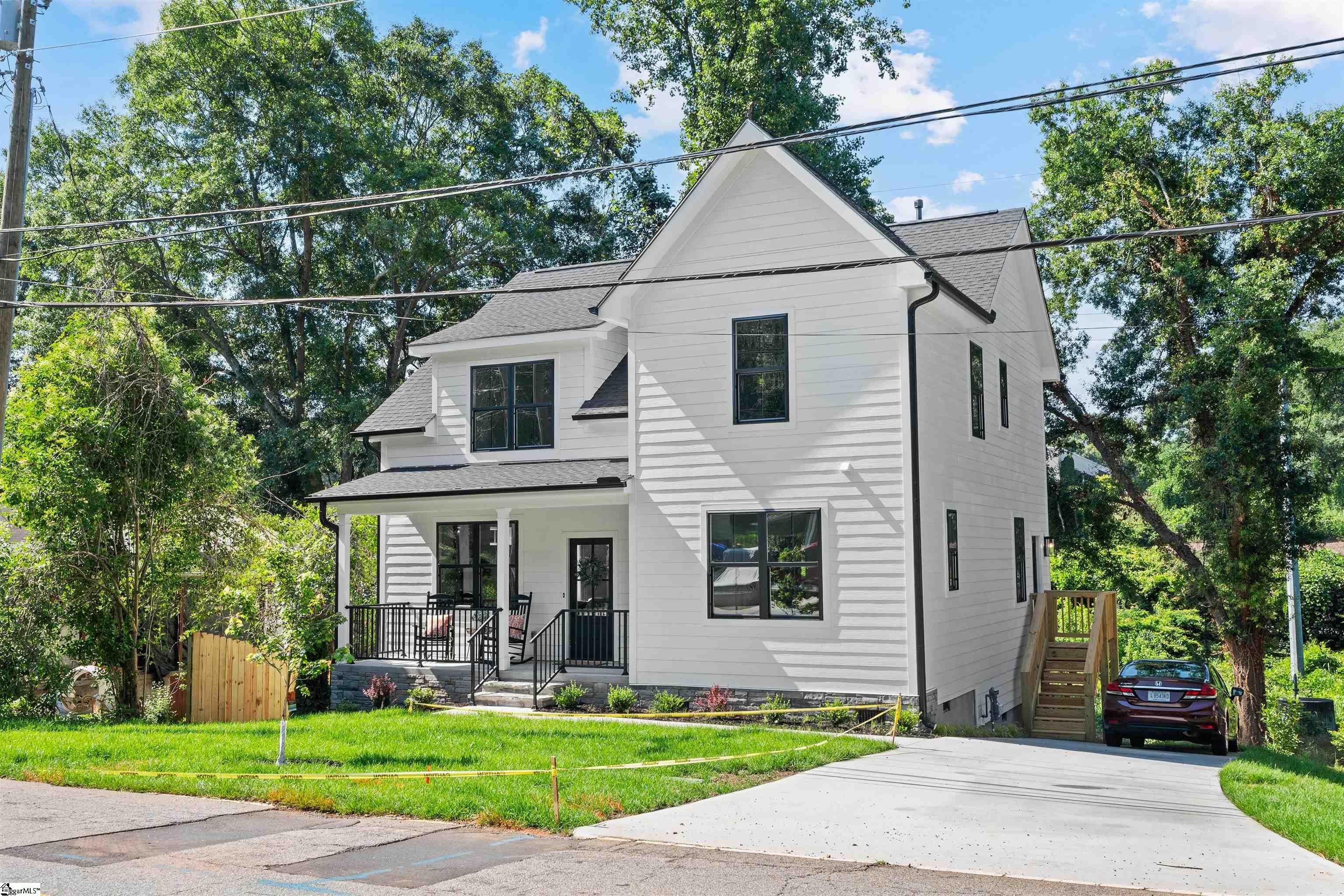 34 Lowndes Hill Road