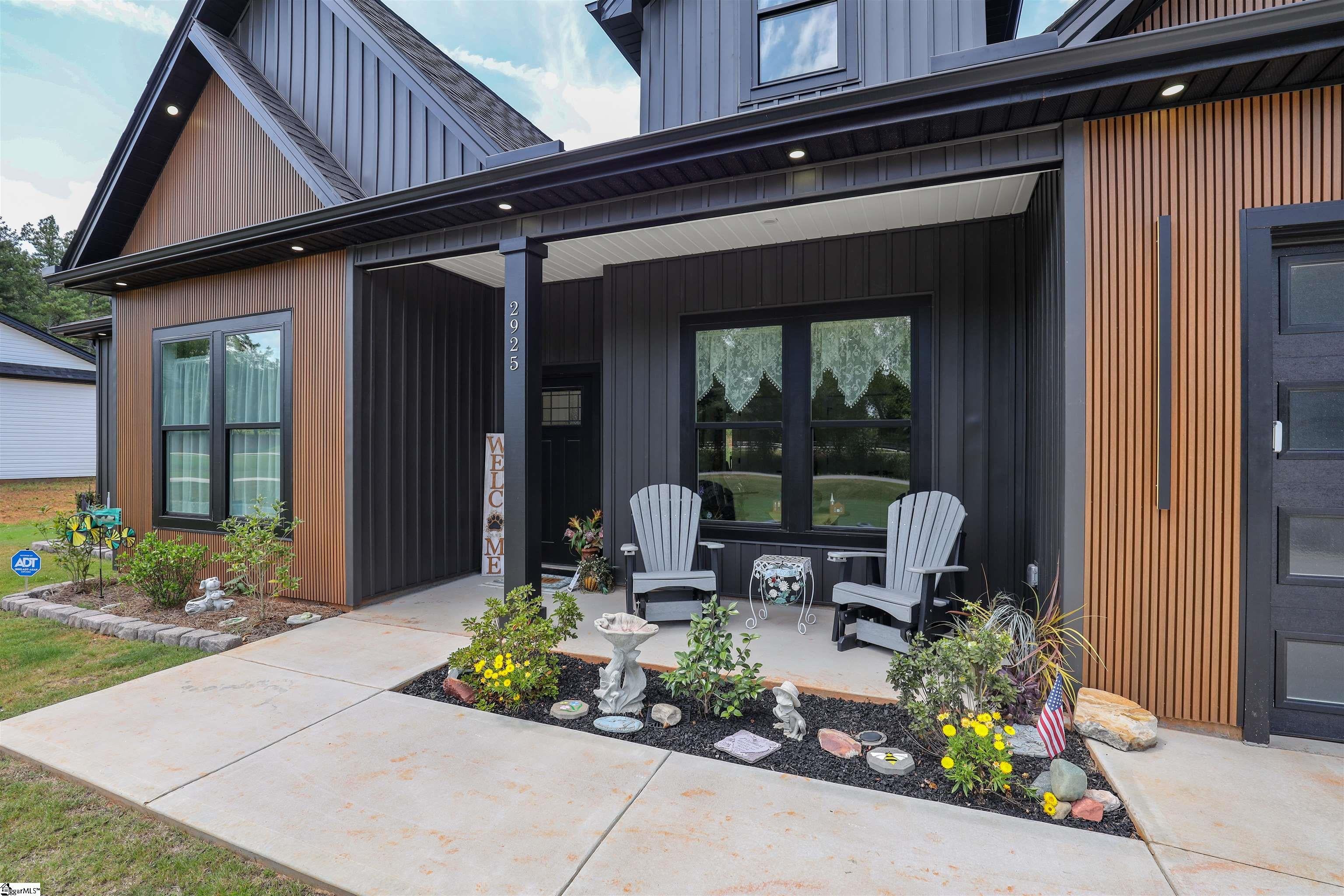 2925 Old Greenville Highway