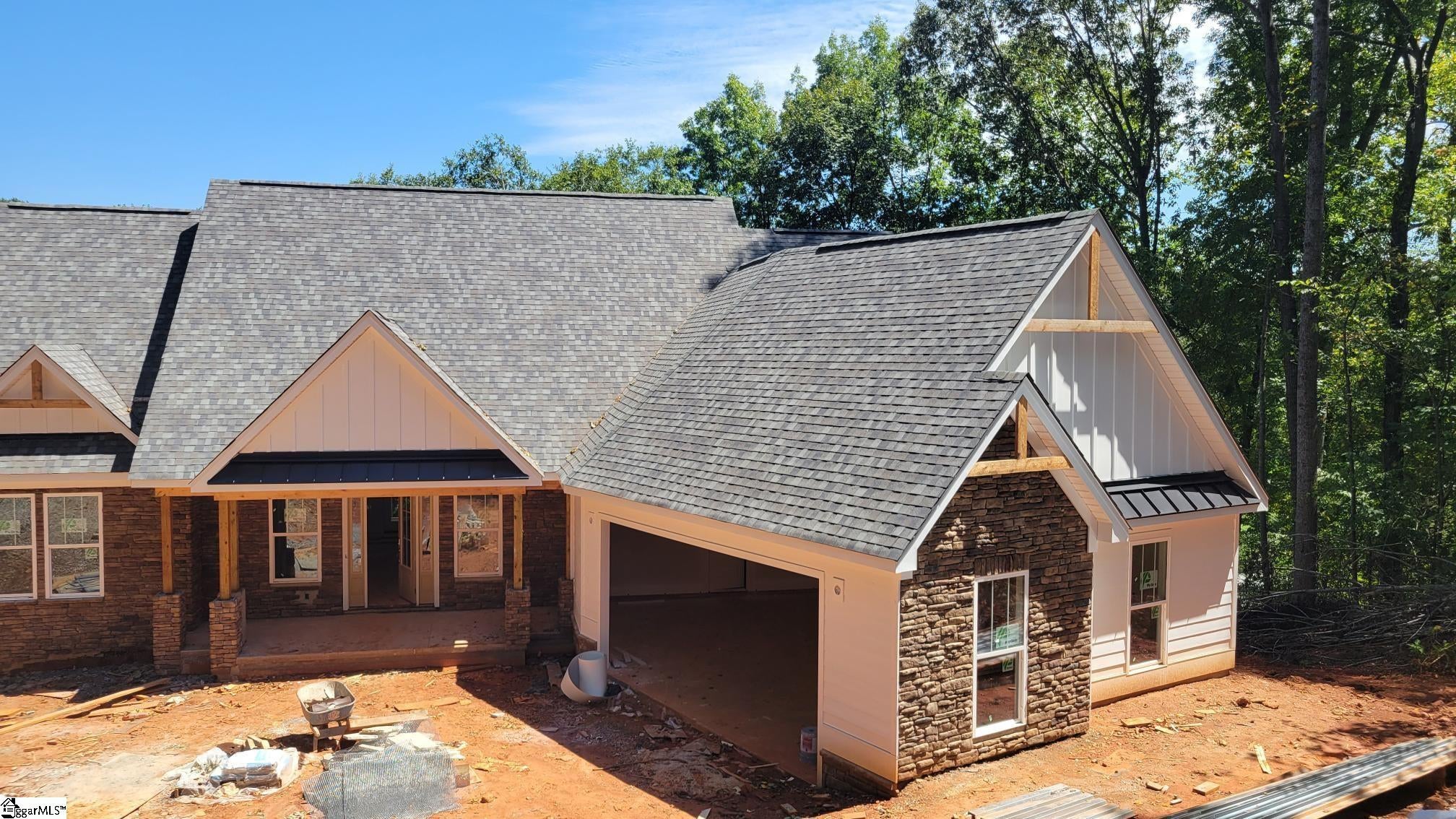 1812 Cross Creek Drive