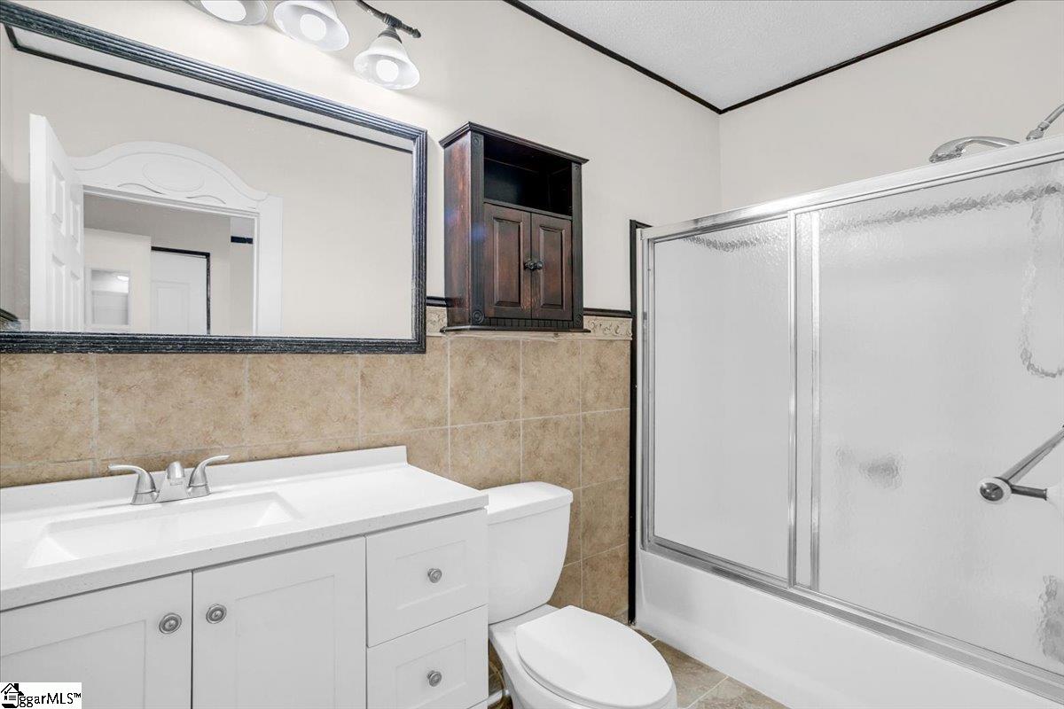 Simpsonville, South Carolina 29681, United States, 3 Bedrooms Bedrooms, ,3 BathroomsBathrooms,Residential,Active,174411