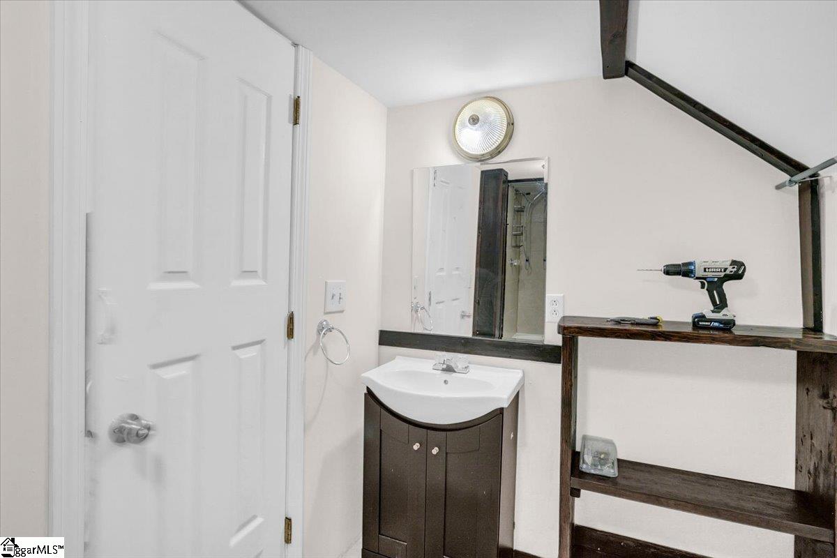 Simpsonville, South Carolina 29681, United States, 3 Bedrooms Bedrooms, ,3 BathroomsBathrooms,Residential,Active,174411