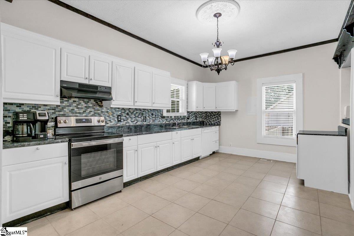 Simpsonville, South Carolina 29681, United States, 3 Bedrooms Bedrooms, ,3 BathroomsBathrooms,Residential,Active,174411