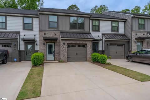 Photo of 61 Connaught Court, Mauldin, SC 29662 (MLS # 1590434)