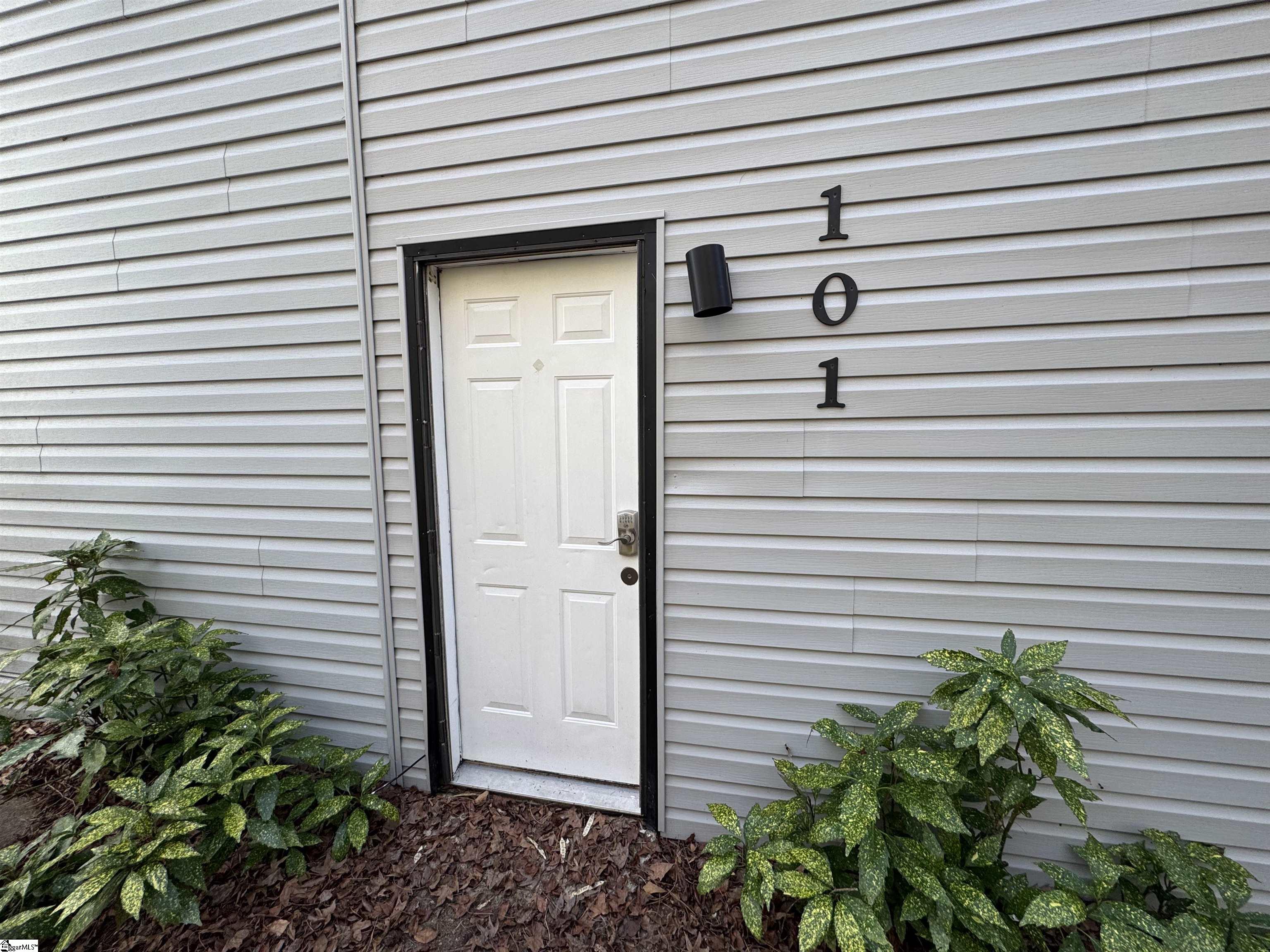 125 Maple Street Unit #101