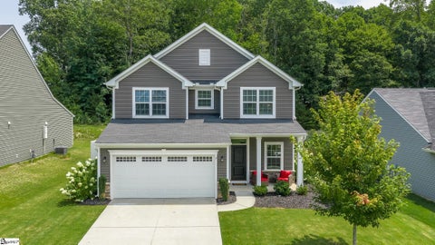 Photo of 9 Wiltshire Circle, Easley, SC 29642 (MLS # 1606918)