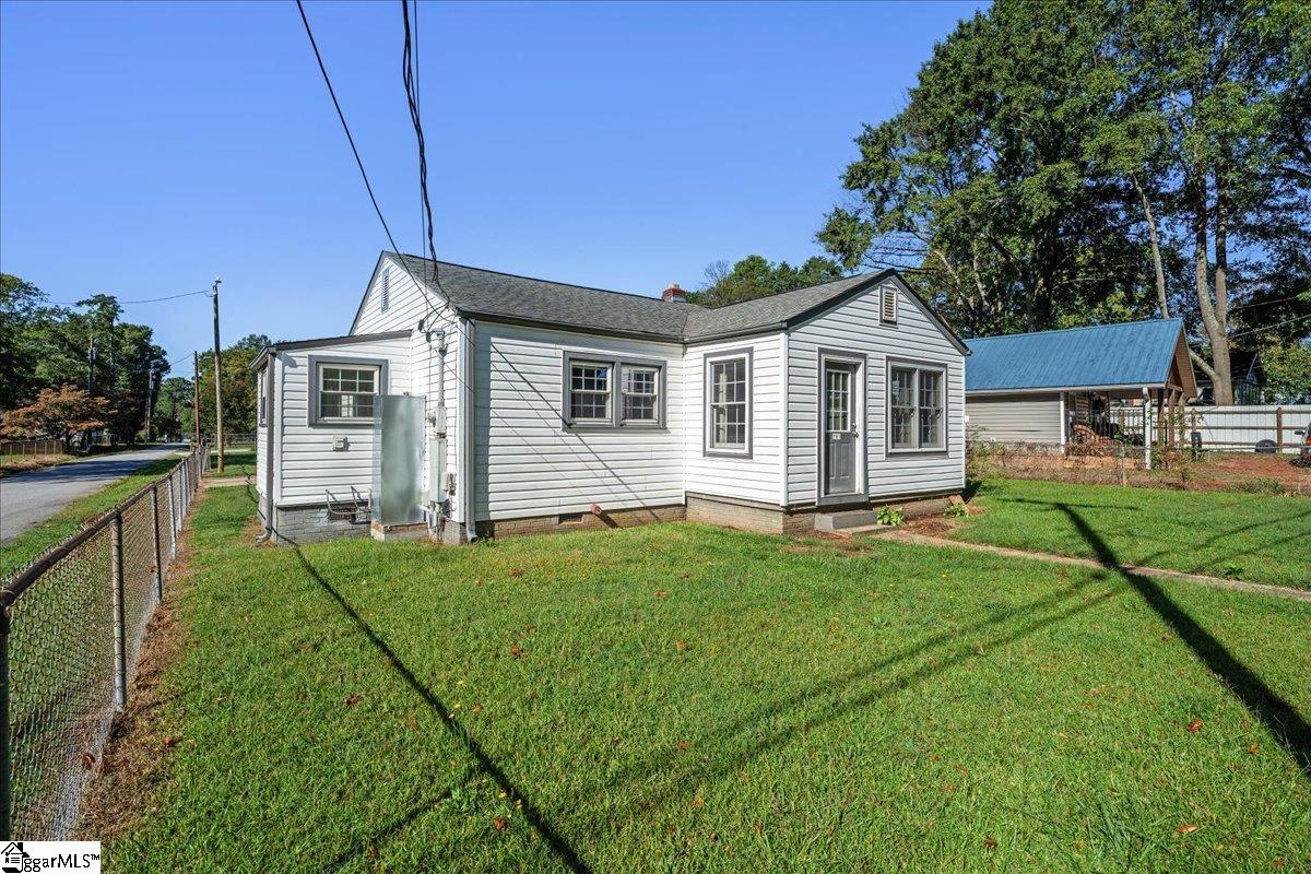 Real Estate Search 2 101 Bradley Street