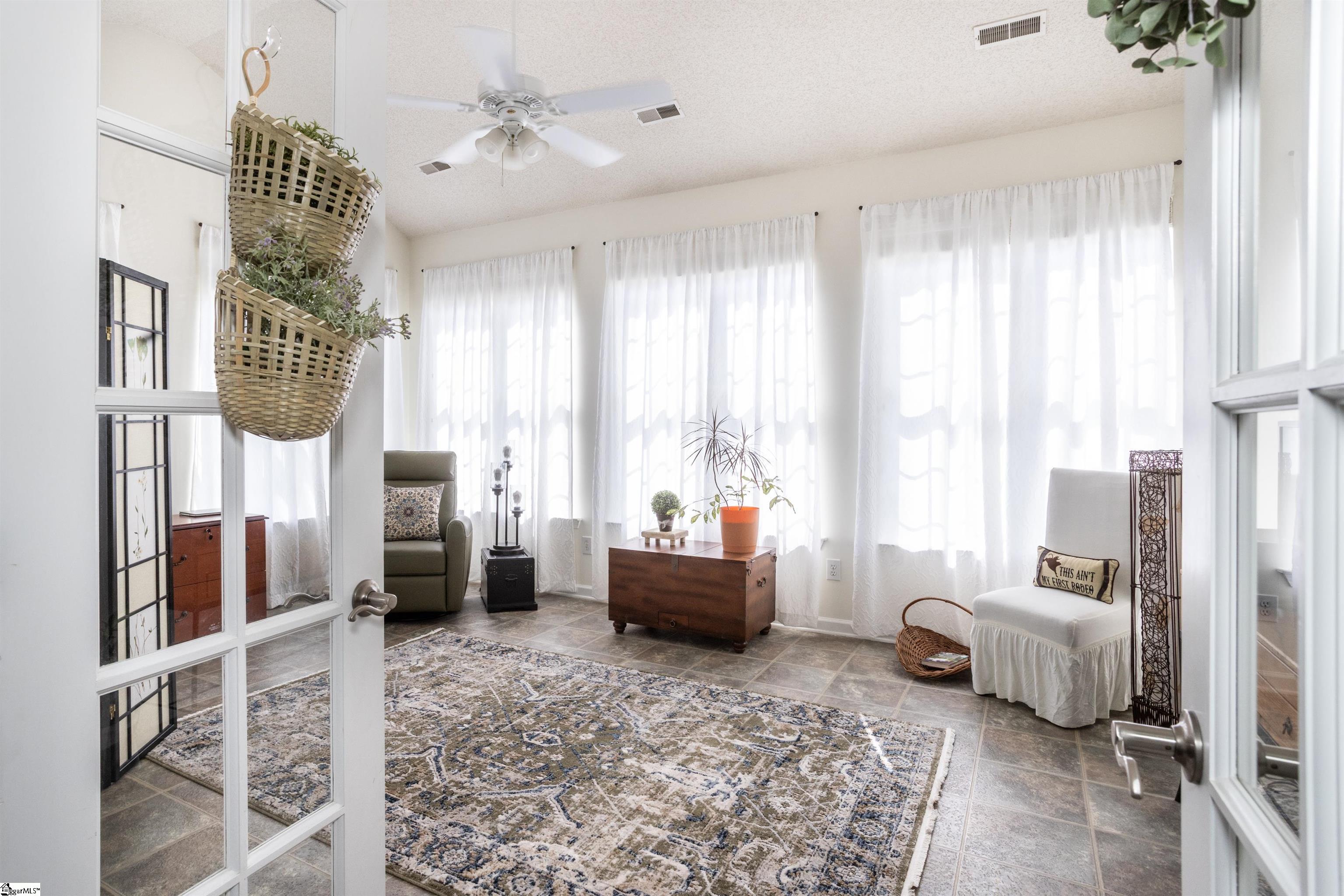 Simpsonville, South Carolina 29681, United States, 3 Bedrooms Bedrooms, ,3 BathroomsBathrooms,Residential,Pending,126027