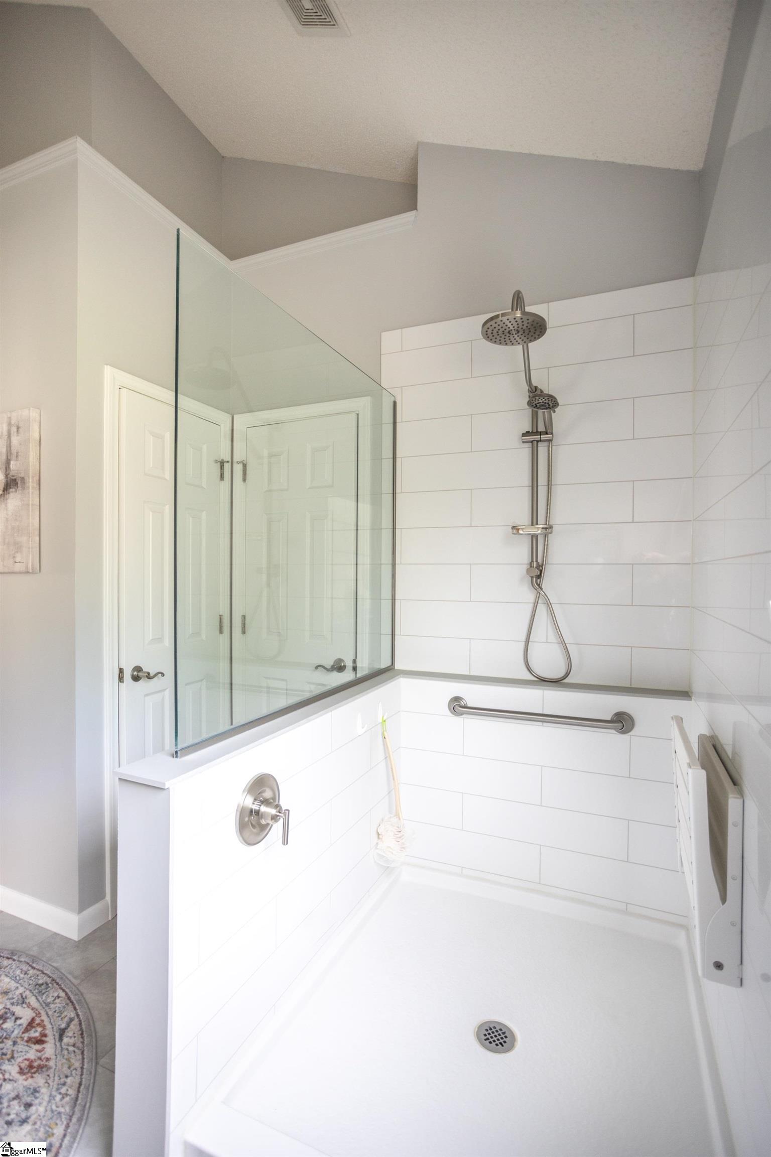 Simpsonville, South Carolina 29681, United States, 3 Bedrooms Bedrooms, ,3 BathroomsBathrooms,Residential,Pending,126027