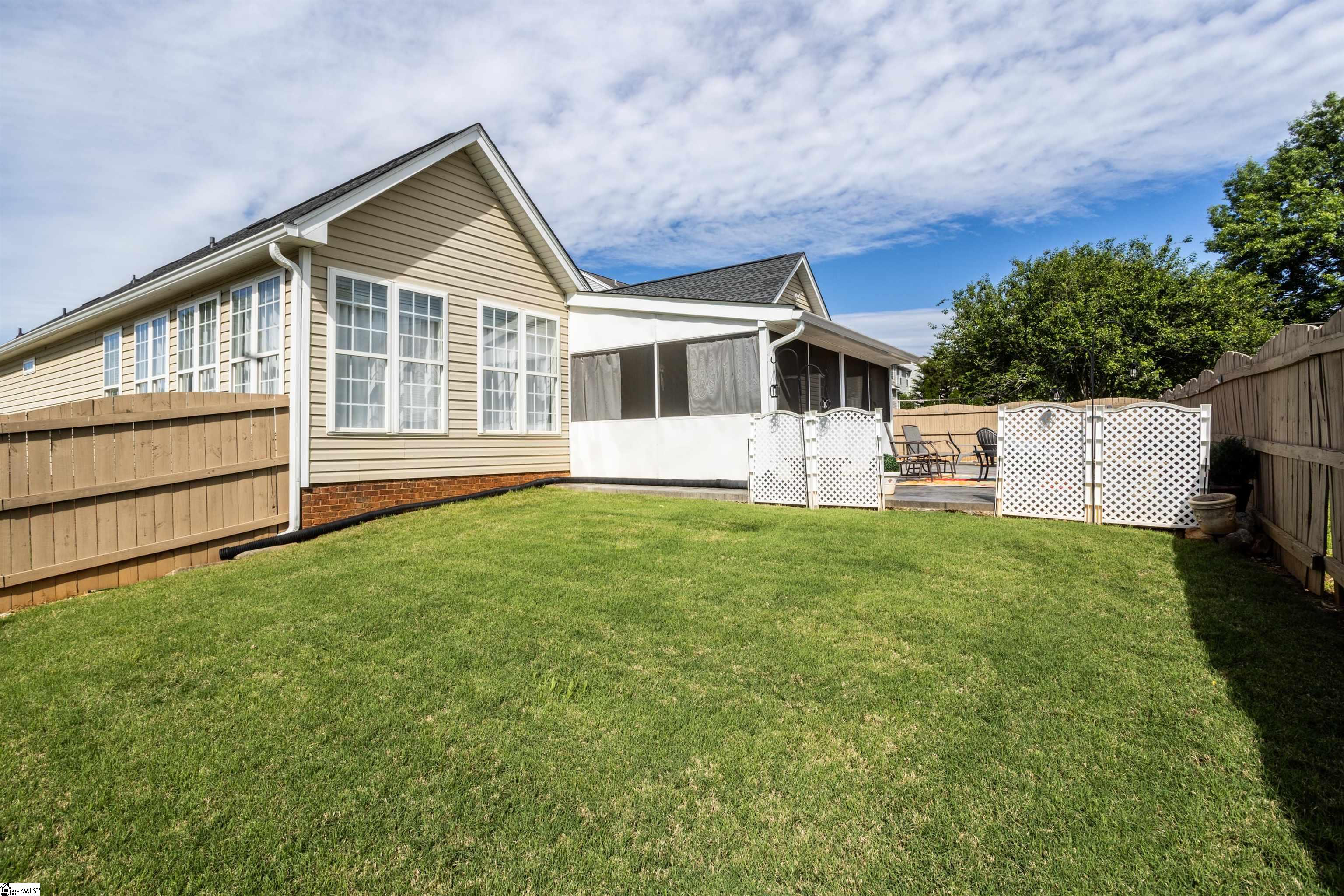 Simpsonville, South Carolina 29681, United States, 3 Bedrooms Bedrooms, ,3 BathroomsBathrooms,Residential,Pending,126027