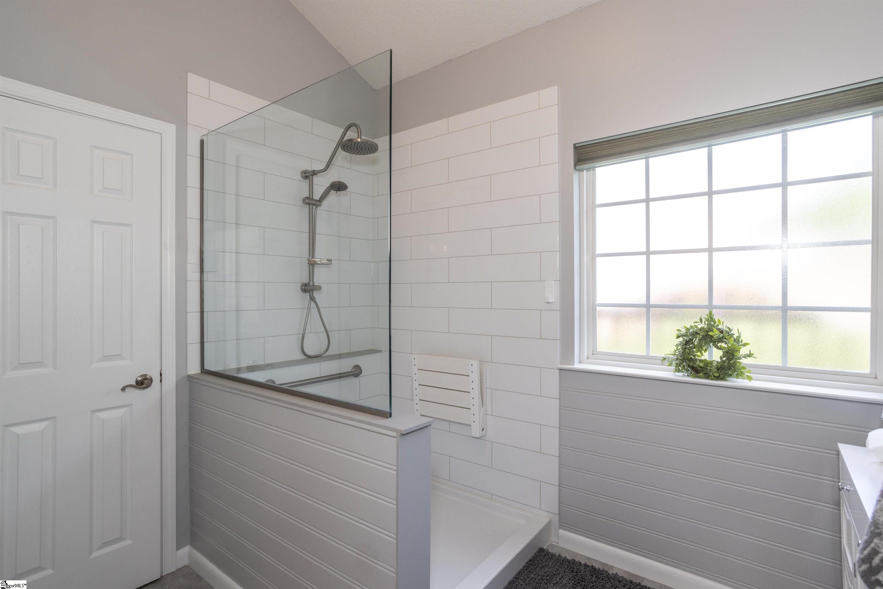 Simpsonville, South Carolina 29681, United States, 3 Bedrooms Bedrooms, ,3 BathroomsBathrooms,Residential,Pending,126027