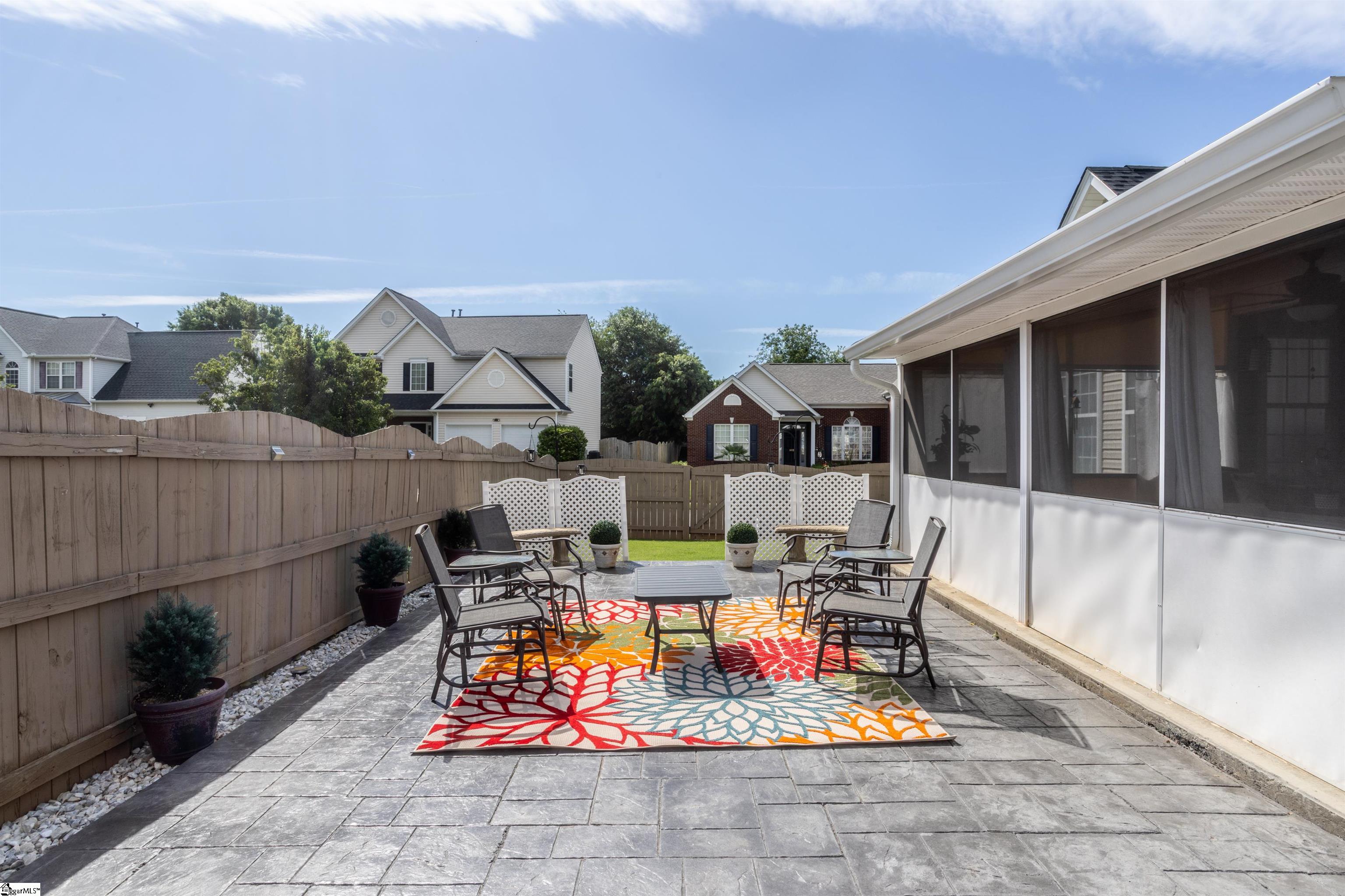 Simpsonville, South Carolina 29681, United States, 3 Bedrooms Bedrooms, ,3 BathroomsBathrooms,Residential,Pending,126027