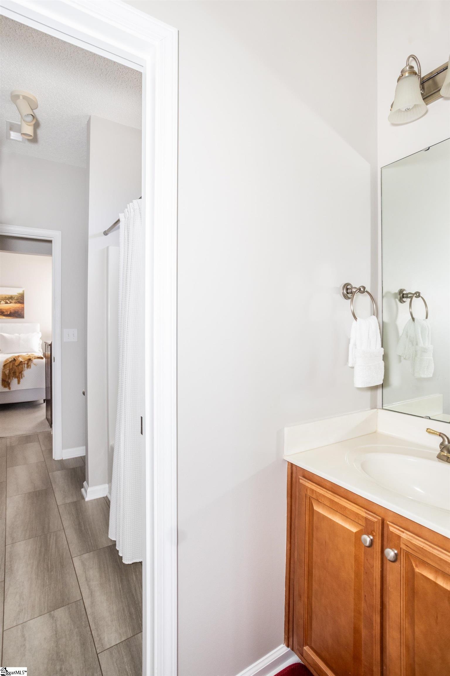 Simpsonville, South Carolina 29681, United States, 3 Bedrooms Bedrooms, ,3 BathroomsBathrooms,Residential,Pending,126027