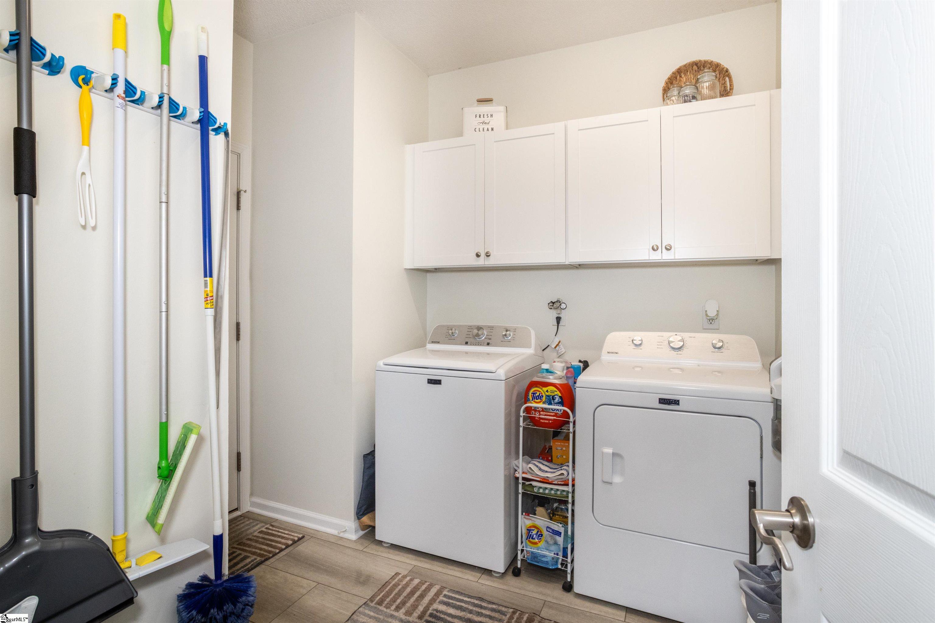 Simpsonville, South Carolina 29681, United States, 3 Bedrooms Bedrooms, ,3 BathroomsBathrooms,Residential,Pending,126027