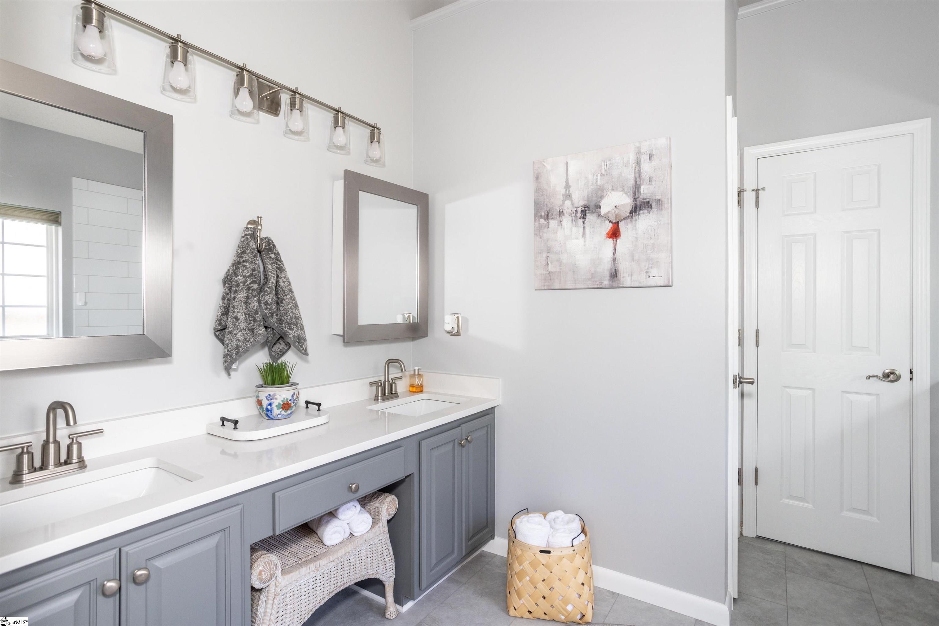 Simpsonville, South Carolina 29681, United States, 3 Bedrooms Bedrooms, ,3 BathroomsBathrooms,Residential,Pending,126027