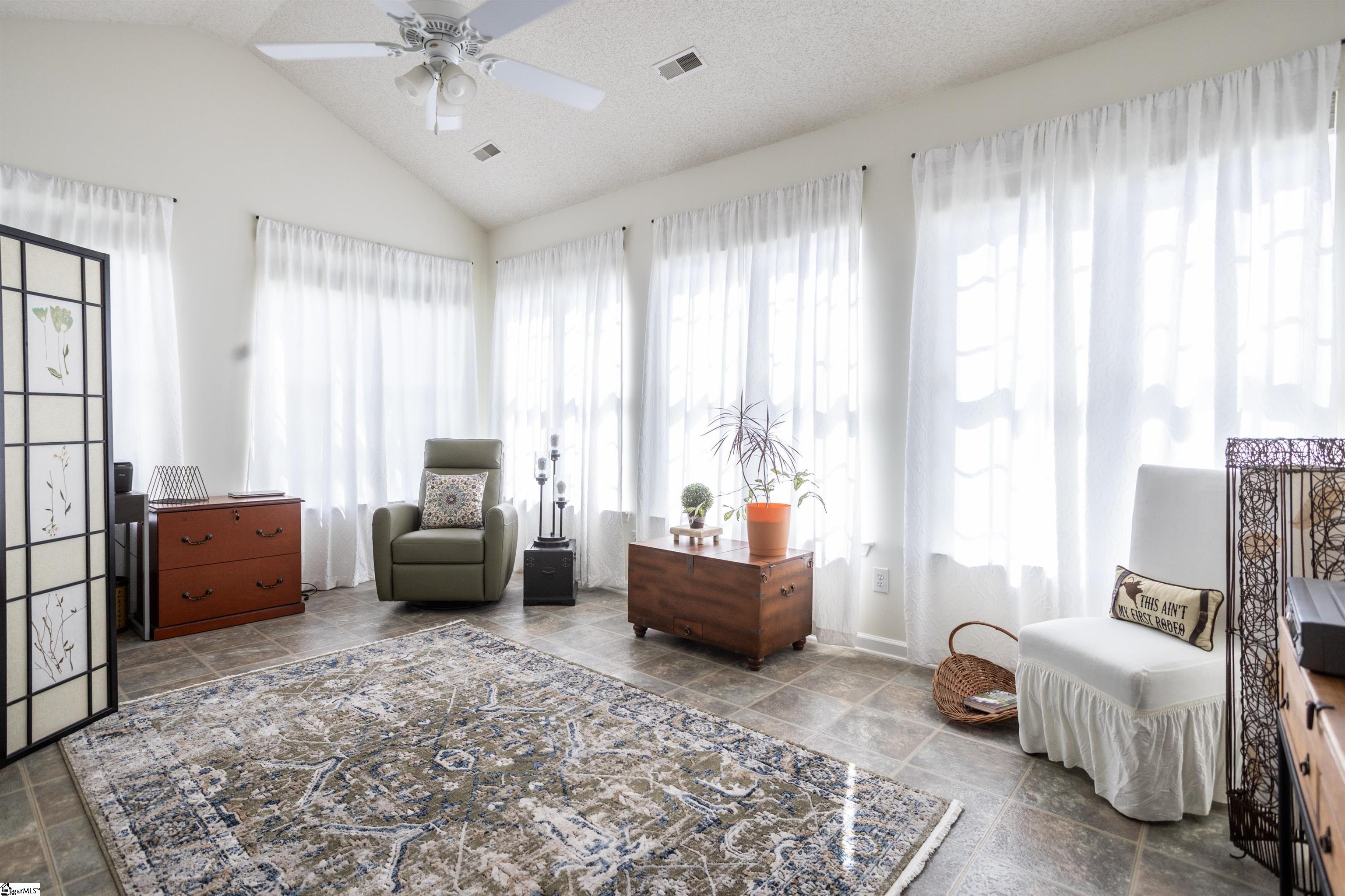 Simpsonville, South Carolina 29681, United States, 3 Bedrooms Bedrooms, ,3 BathroomsBathrooms,Residential,Pending,126027