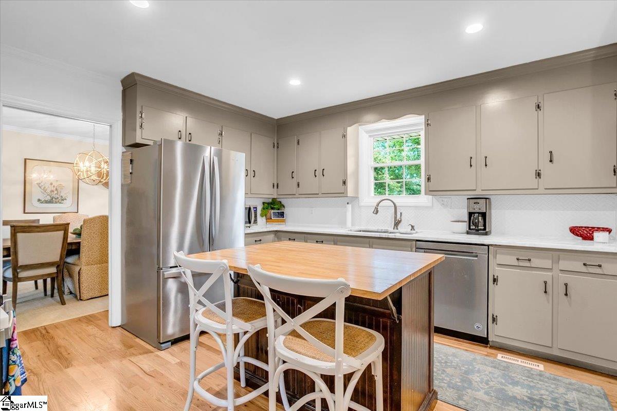 Greenville, South Carolina 29607, United States, 4 Bedrooms Bedrooms, ,2 BathroomsBathrooms,Residential,Active,158459