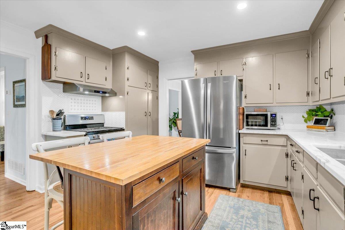 Greenville, South Carolina 29607, United States, 4 Bedrooms Bedrooms, ,2 BathroomsBathrooms,Residential,Active,158459