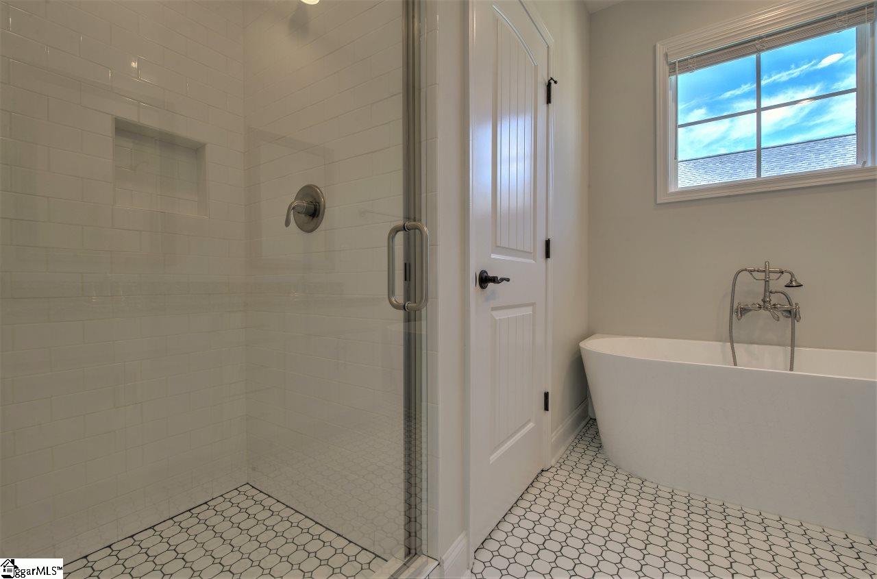 Greenville, South Carolina 29605, United States, 3 Bedrooms Bedrooms, ,3 BathroomsBathrooms,Residential,Active,95149