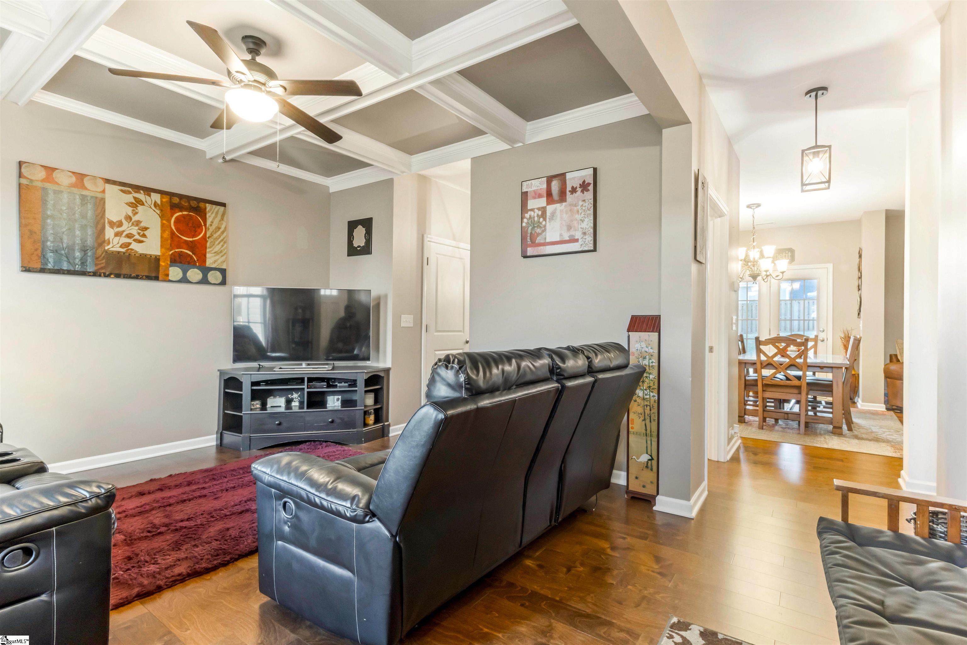 Real Estate Search 4 526 Shrine Court