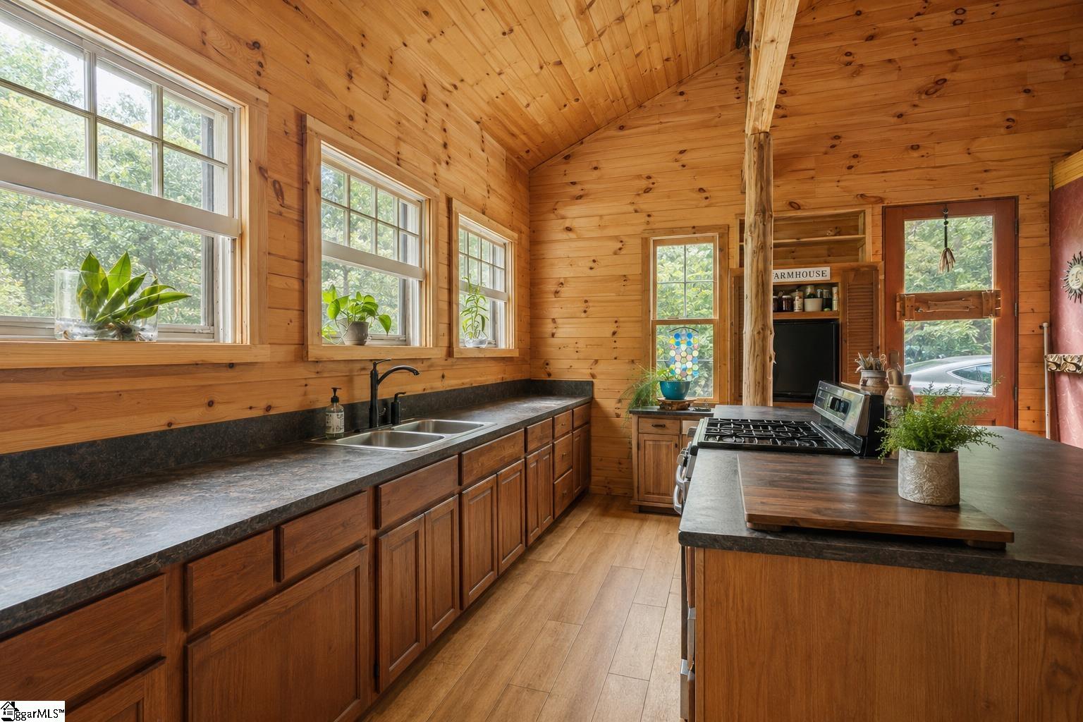 338 Little Crowe Creek Road