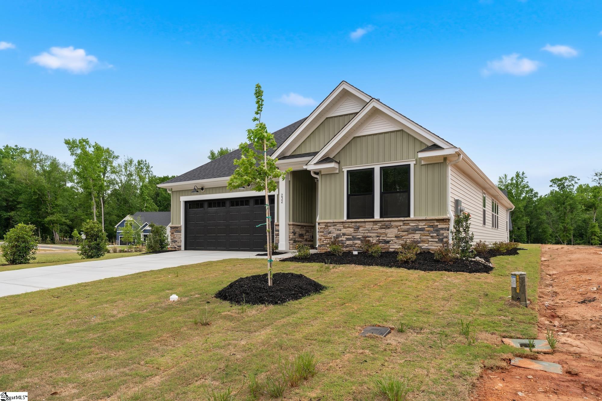 232 Creekside Circle