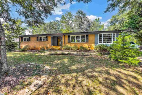 Photo of 261 Mohawk Drive, Greenville, SC 29609 (MLS # 1573400)